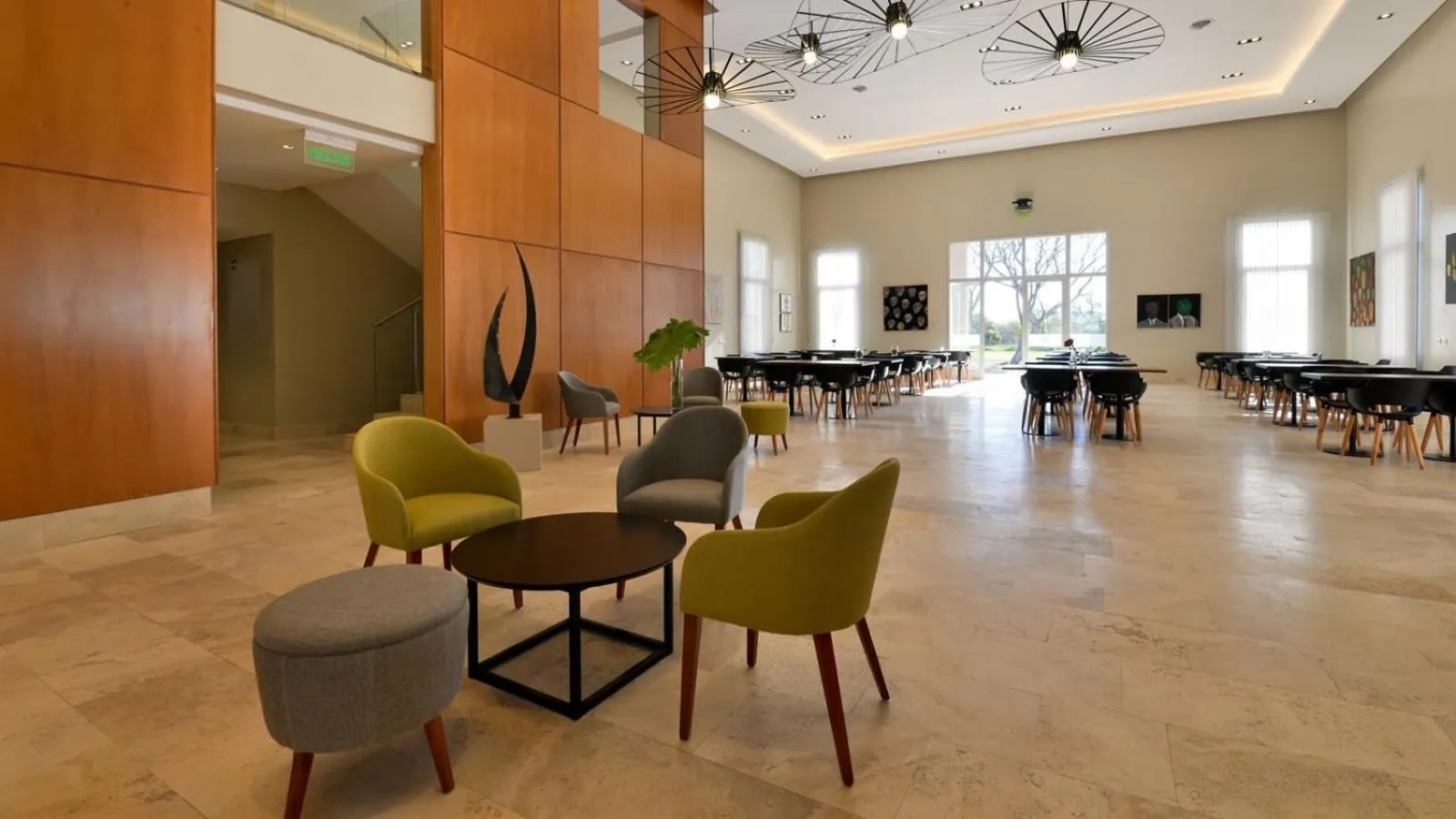 Restaurant/places to eat in Howard Johnson San Francisco