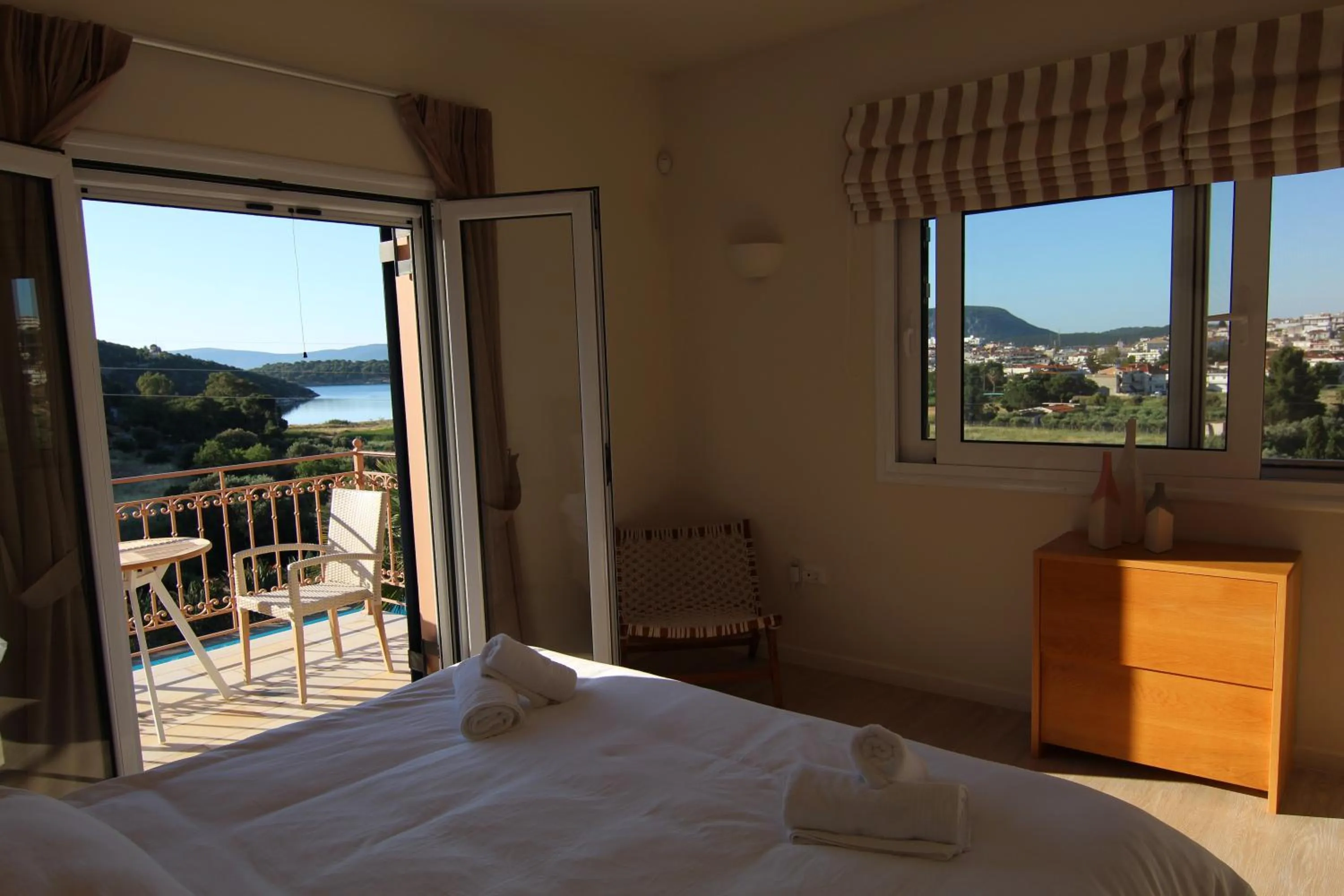 Balcony/Terrace, Bed in Grand Bleu Apartments & Villas