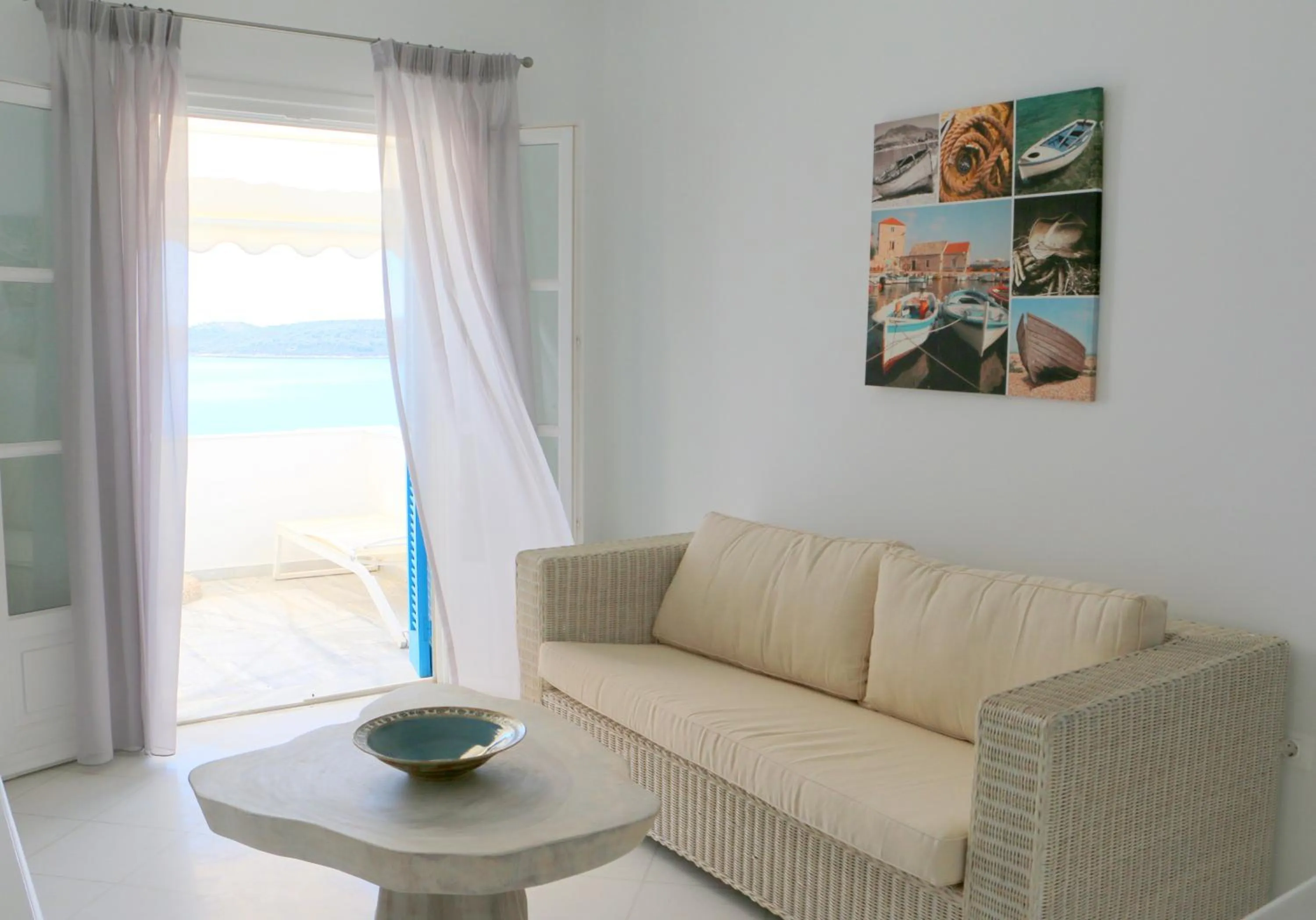 Living room in Grand Bleu Apartments & Villas