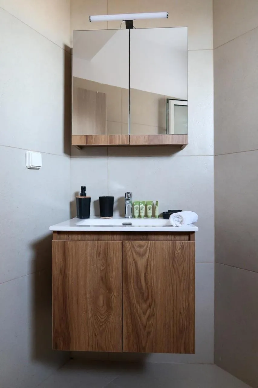 Grand Bleu Apartments & Villas