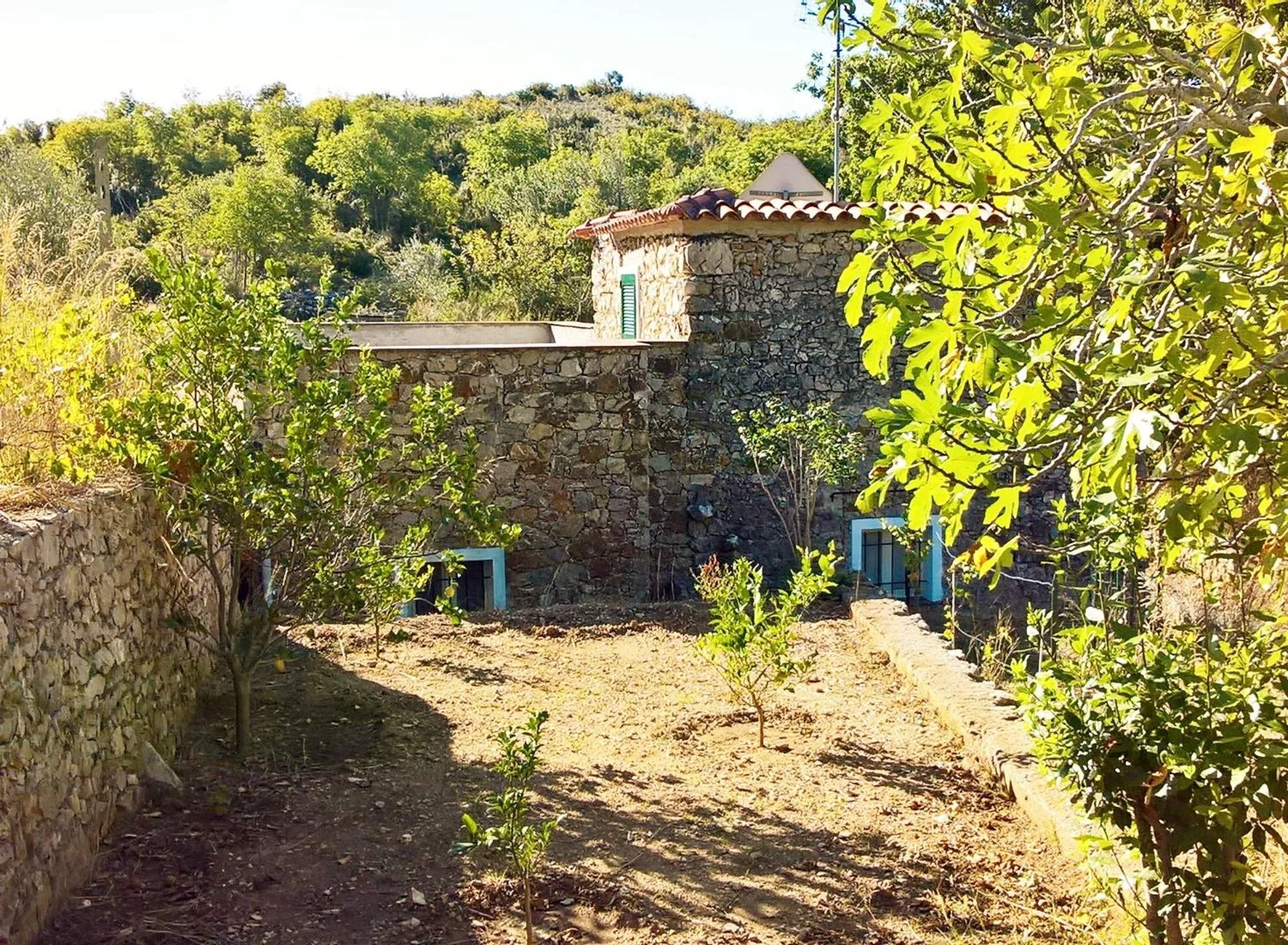 View (from property/room) in Lucrae'