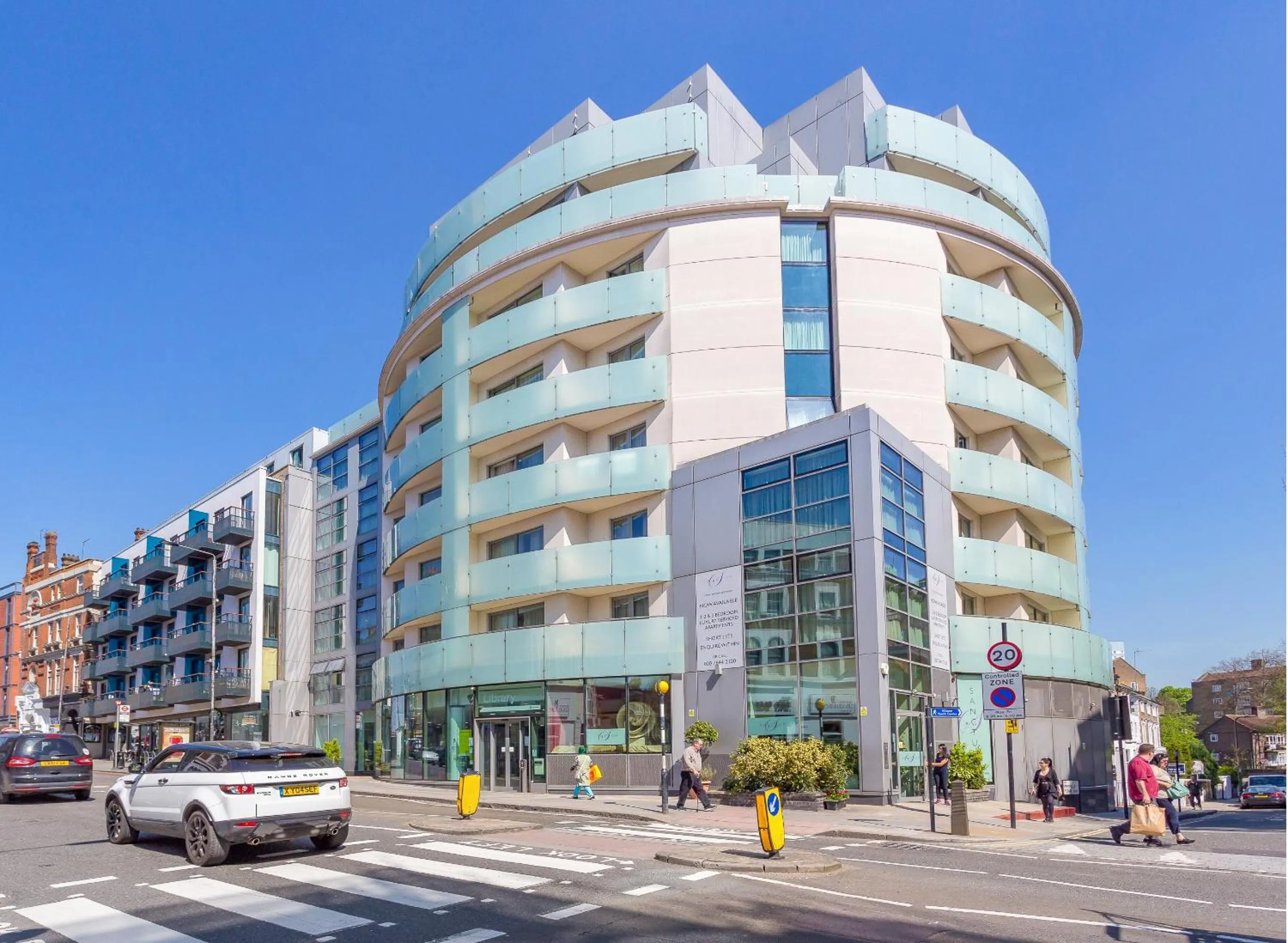 Facade/entrance in Sanctum Maida Vale