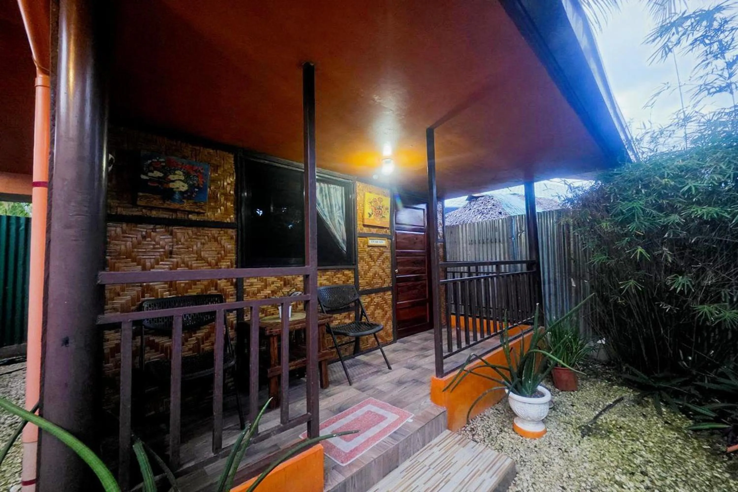 Balcony/Terrace in ADRIANA's PLACE TROPICAL GUESTHOUSE