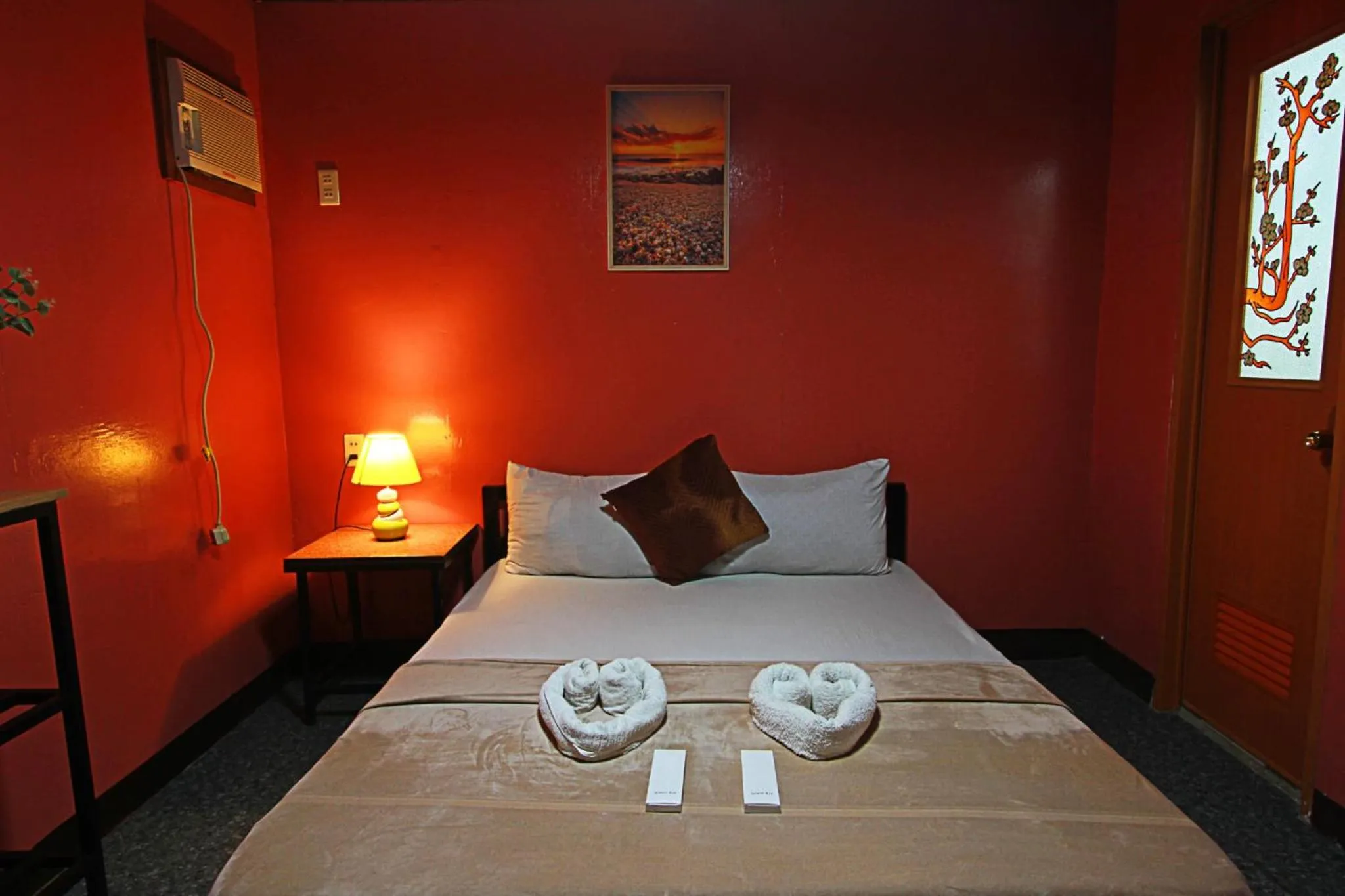 Bed in Adriana's Place Tropical Guesthouse