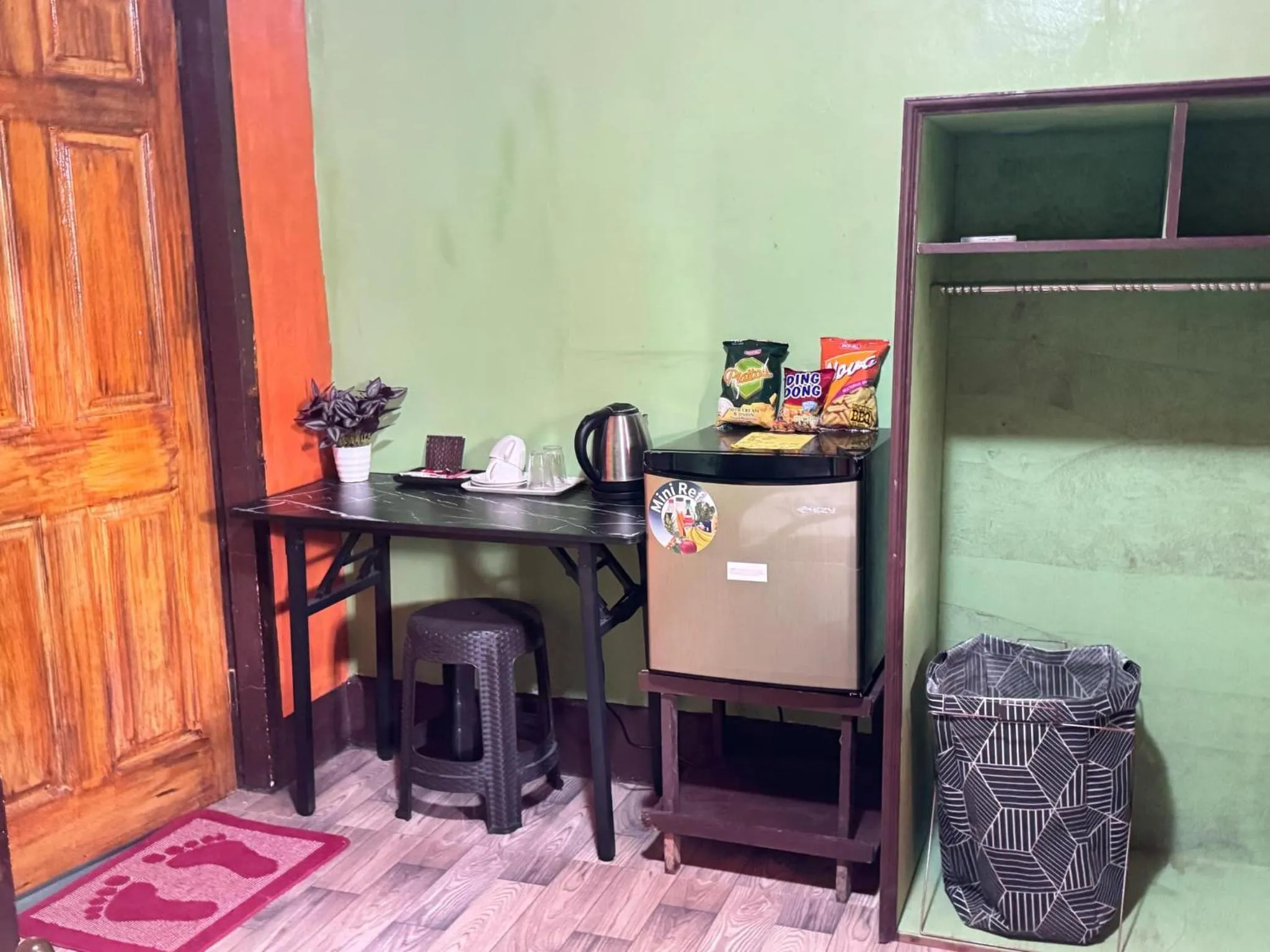 Coffee/tea facilities in Adriana's Place Tropical Guesthouse