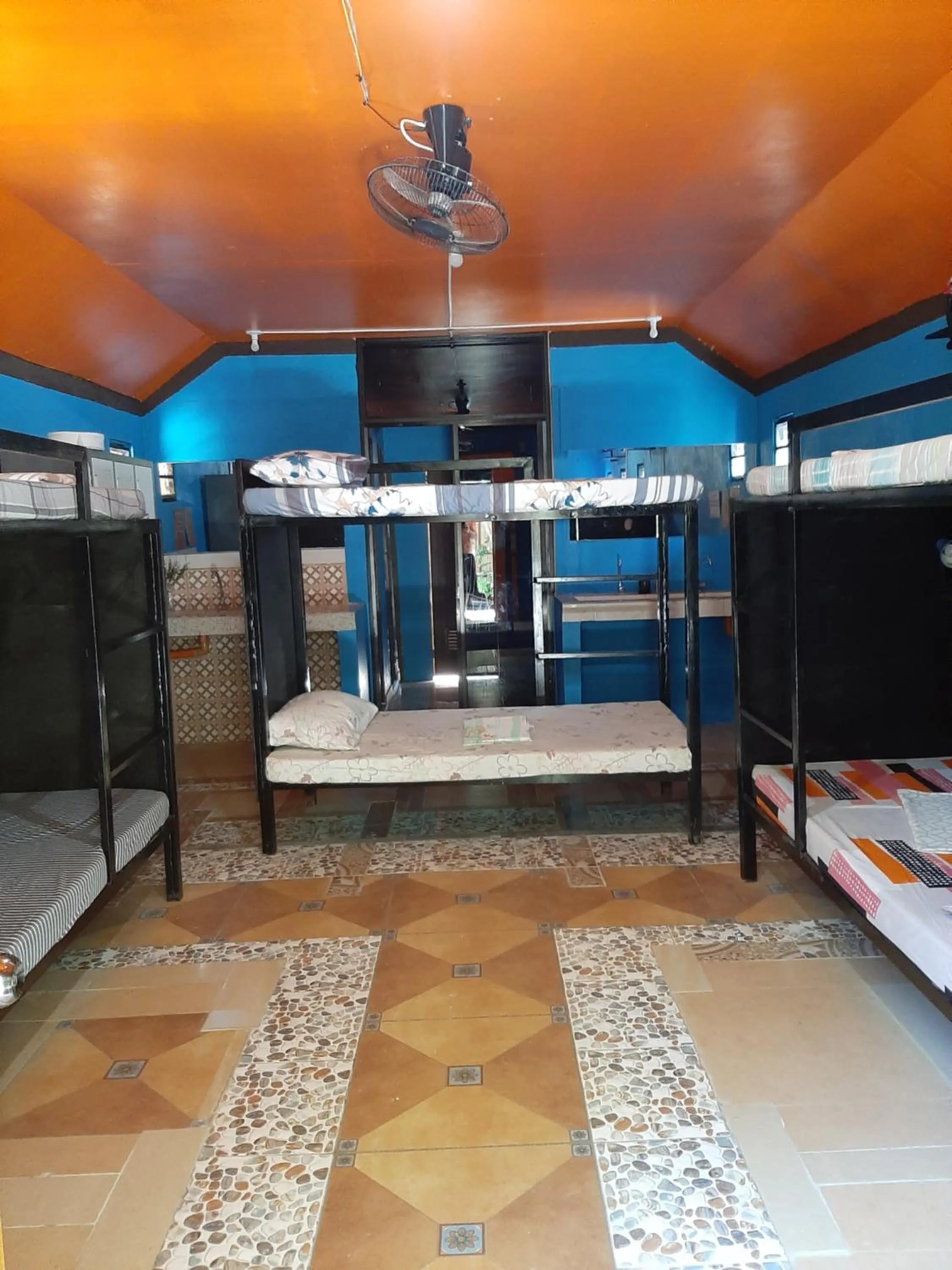 Photo of the whole room, Bed in Adriana's Place Tropical Guesthouse