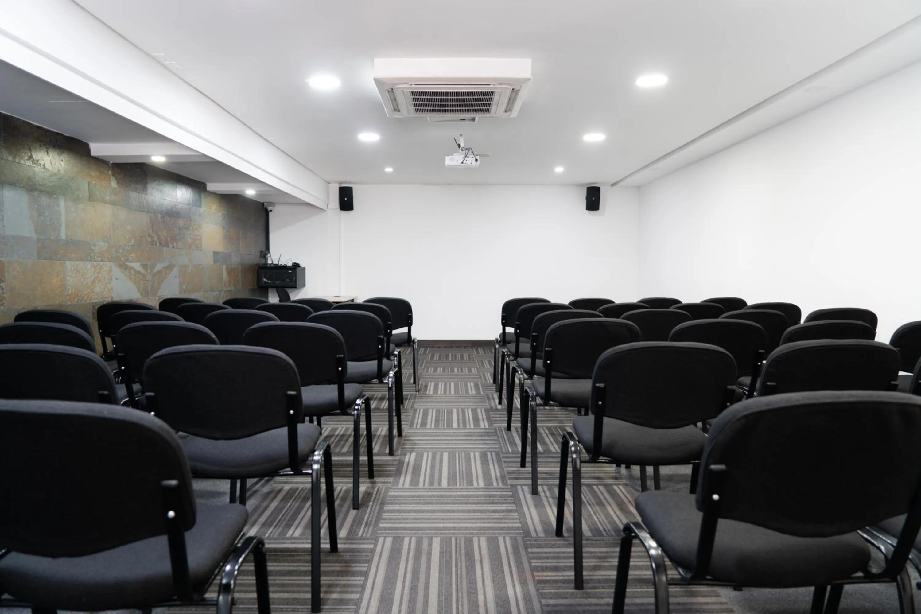 Meeting/conference room in Best Western Plus Hotel San Diego