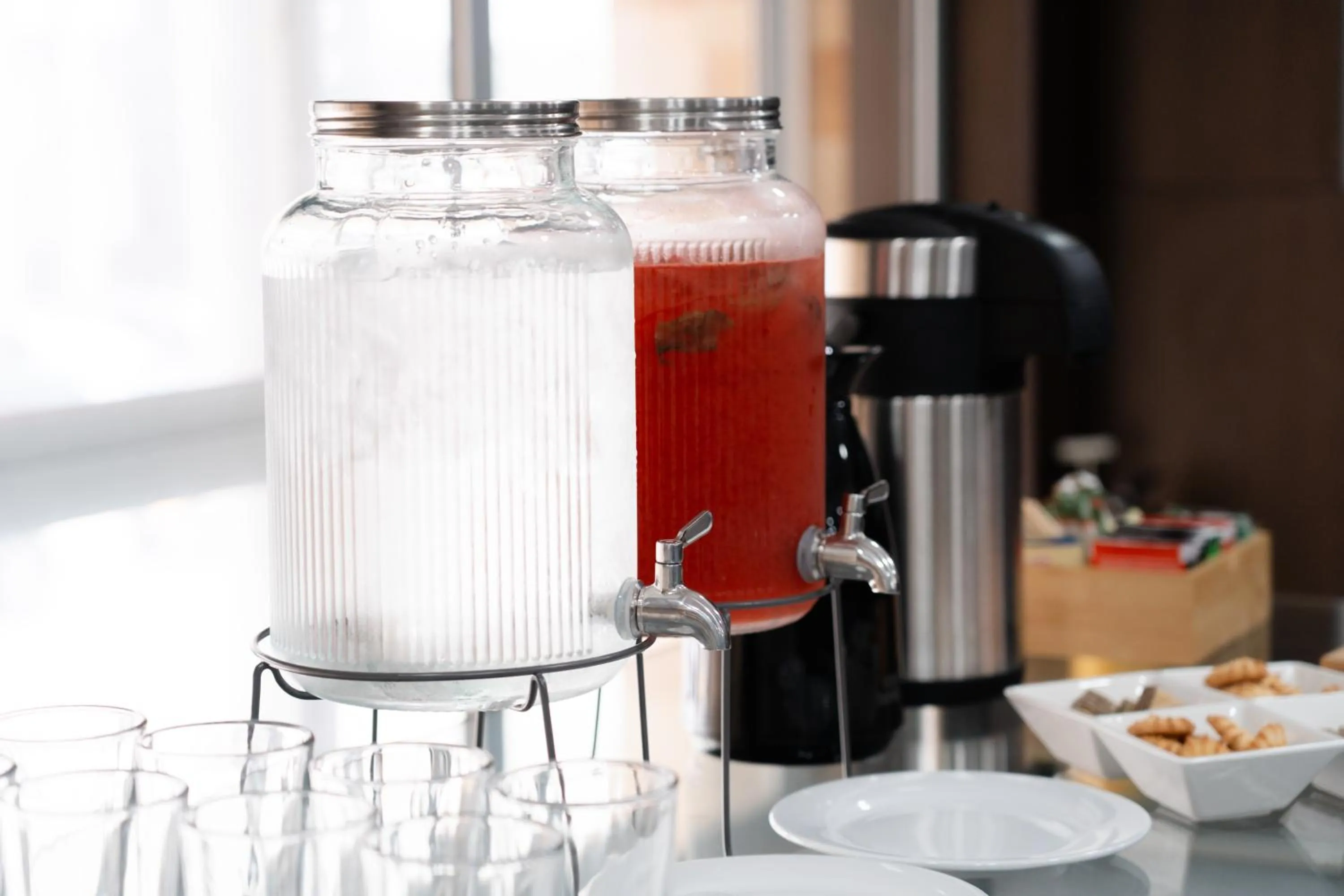 Continental breakfast in Best Western Plus Hotel San Diego