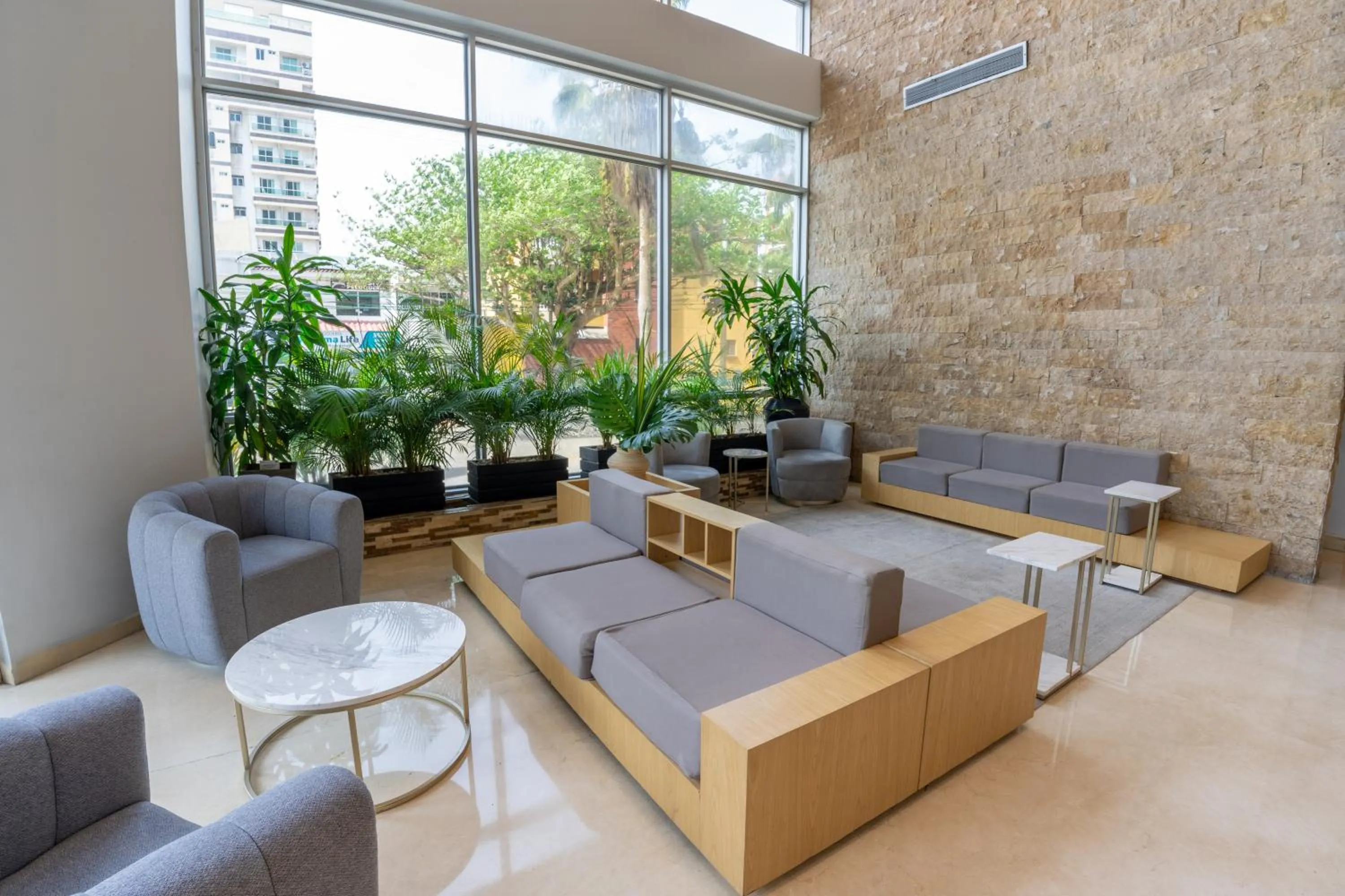 Lobby or reception in GHL Hotel Barranquilla