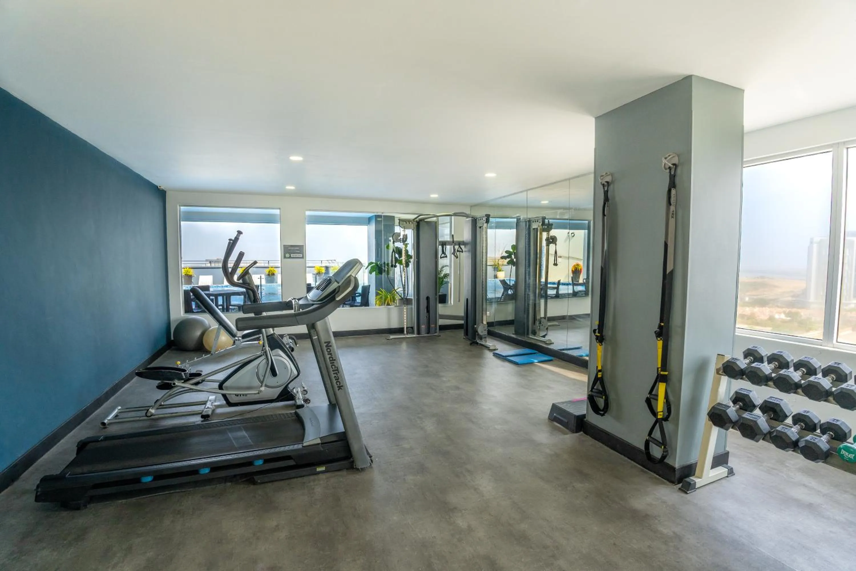 Fitness centre/facilities in GHL Hotel Barranquilla