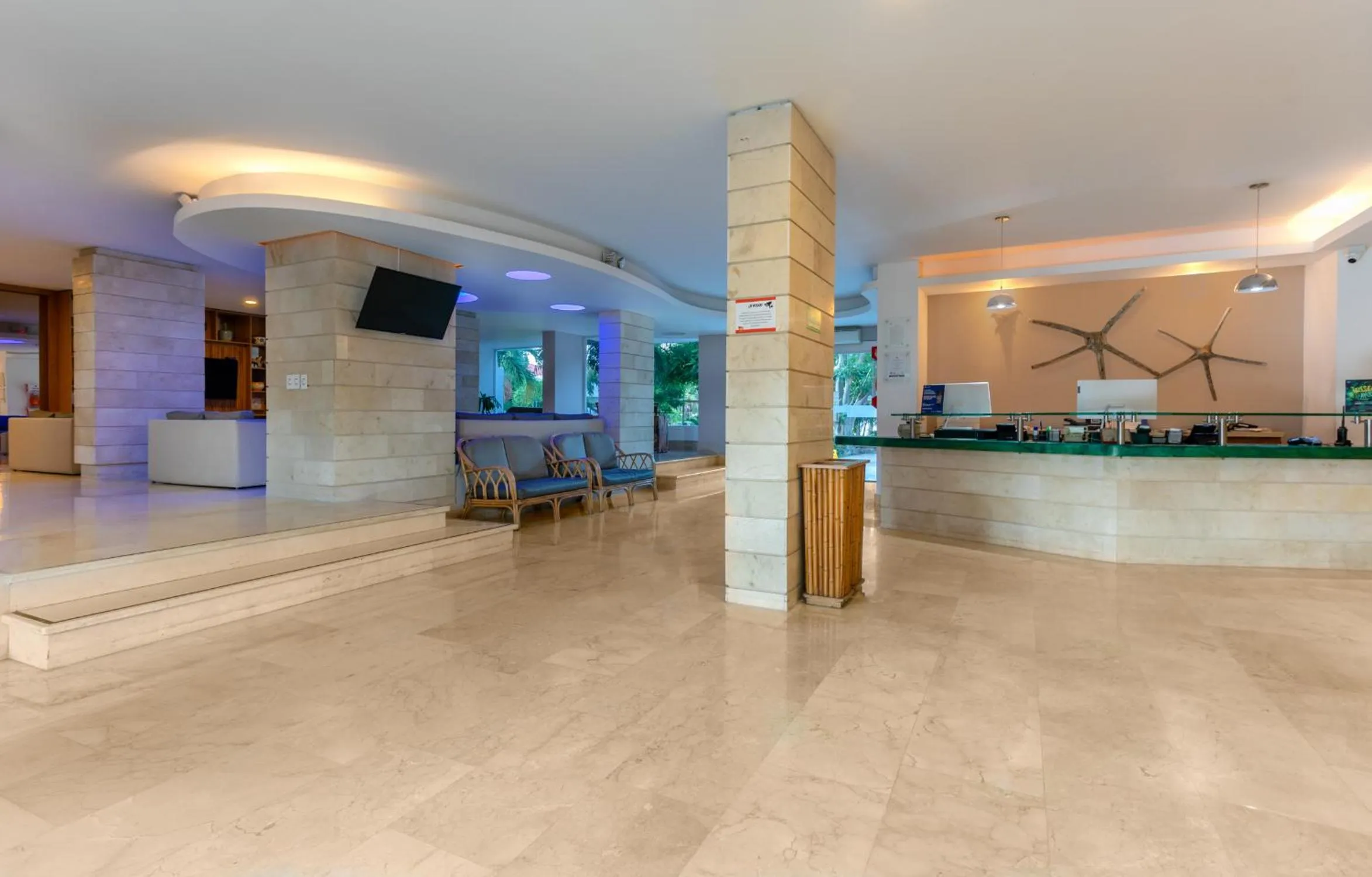 Living room in GHL Relax Hotel Costa Azul