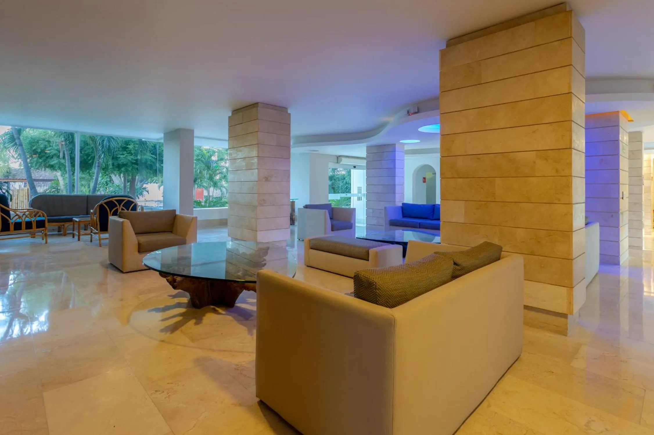 Living room in GHL Relax Hotel Costa Azul