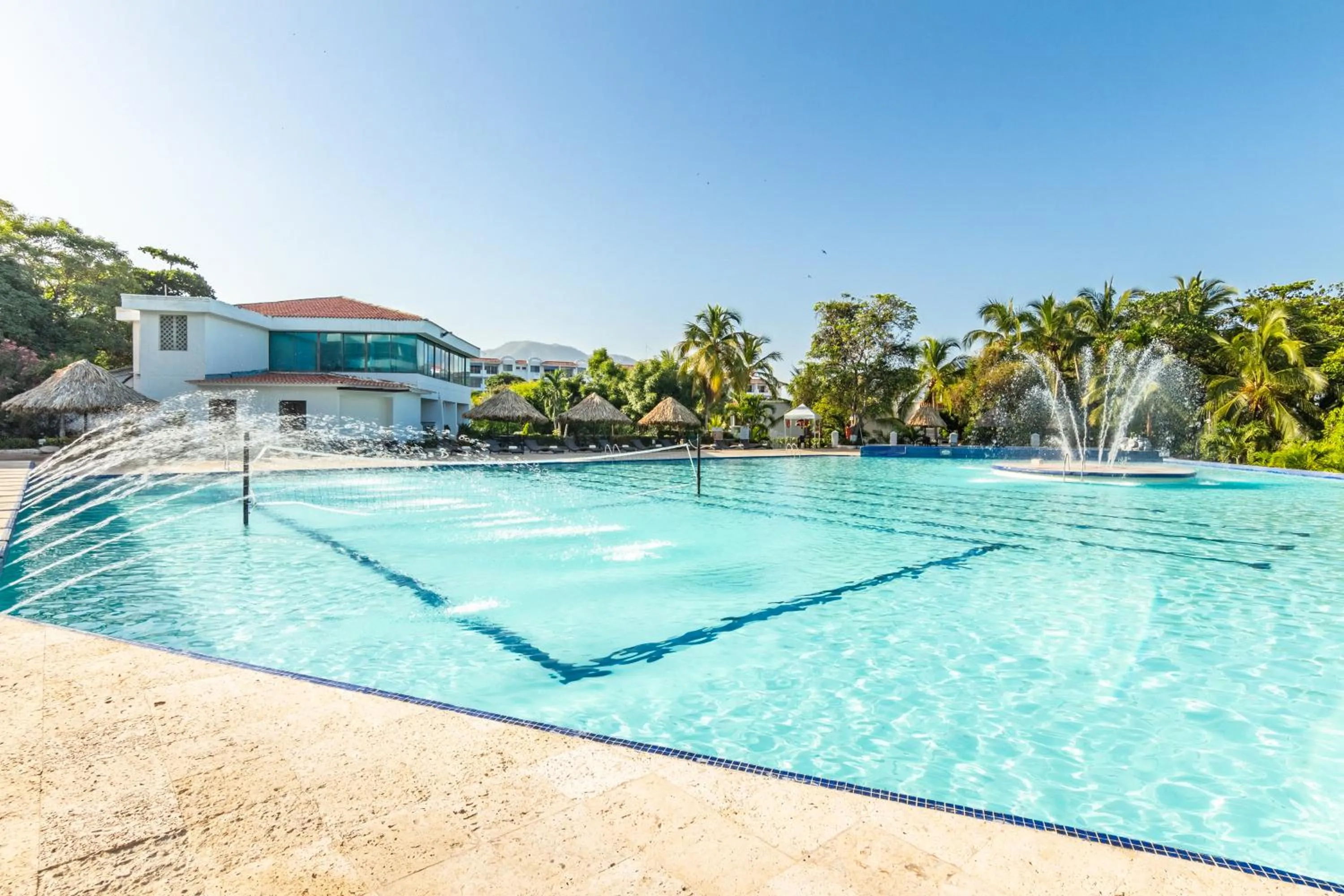 Swimming pool in GHL Relax Hotel Costa Azul