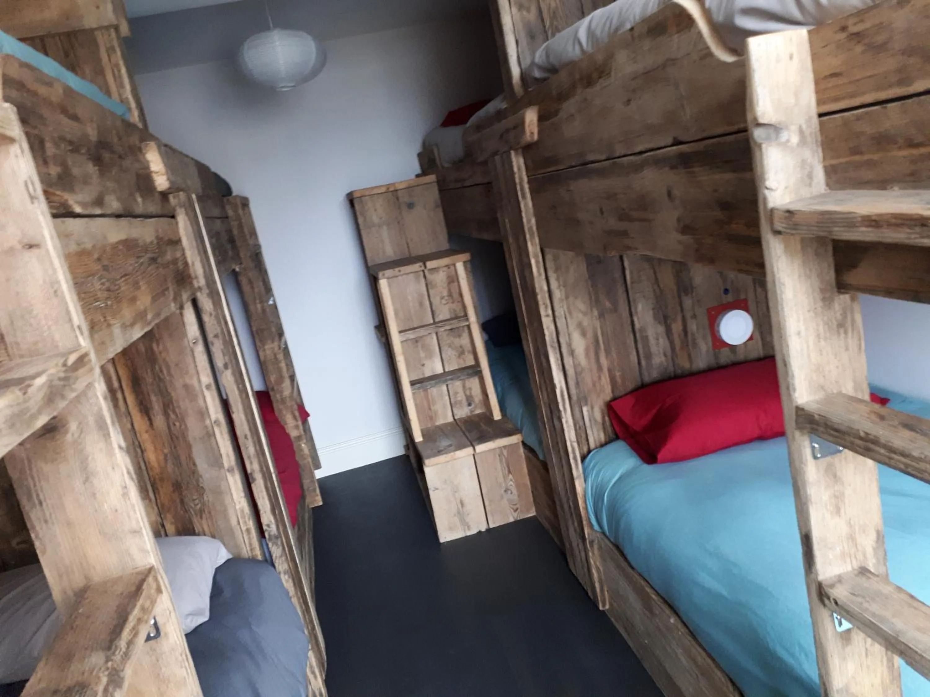 bunk bed, Bed in Ty Glyndwr Bunkhouse, Bar and cafe