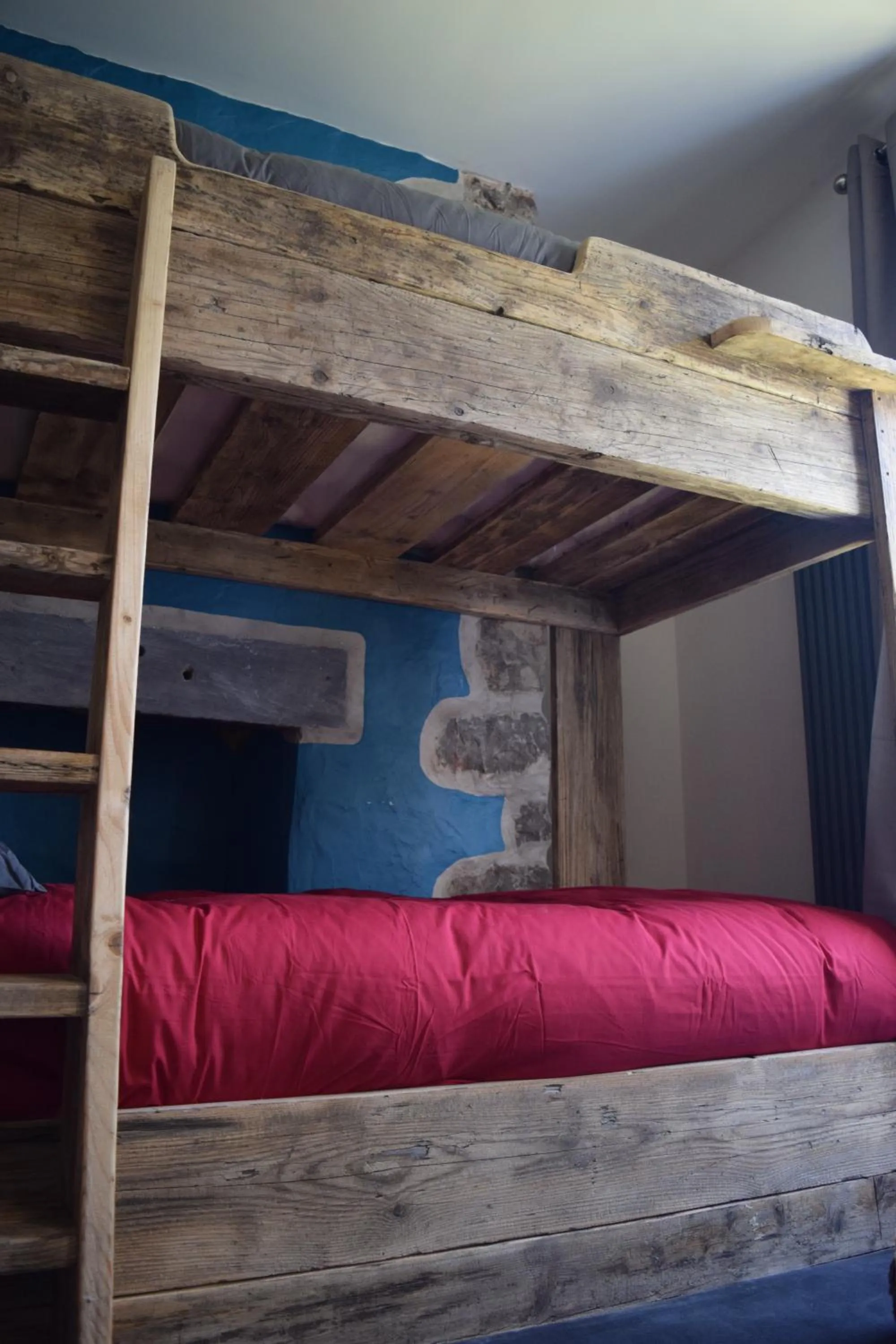 bunk bed, Bed in Ty Glyndwr Bunkhouse, Bar and cafe