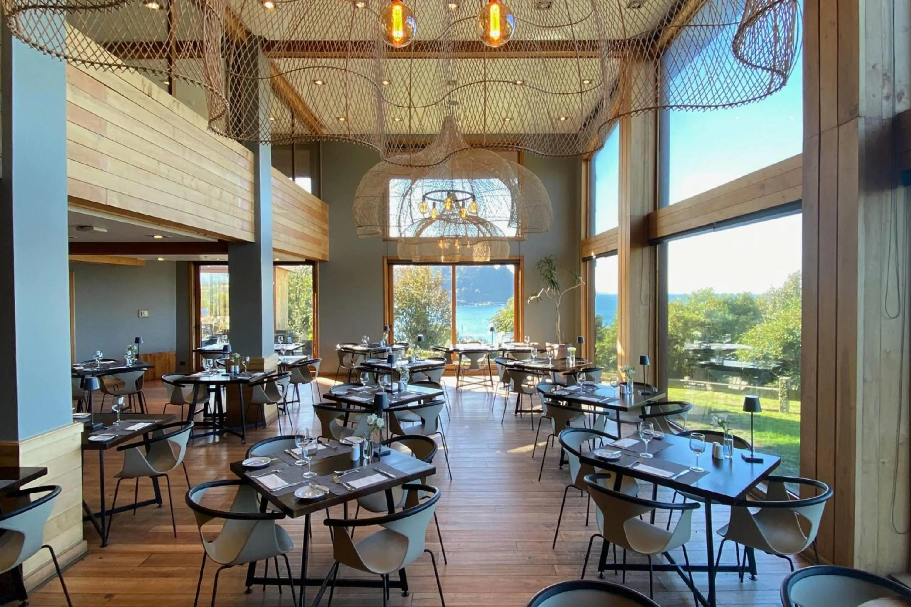 Restaurant/places to eat in Wyndham Puerto Varas Pettra