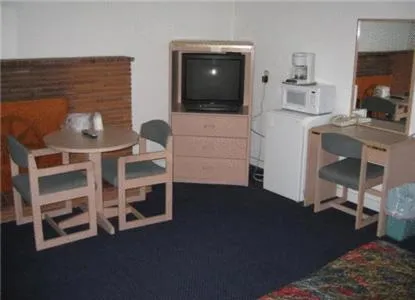 TV and multimedia in Hub Motel