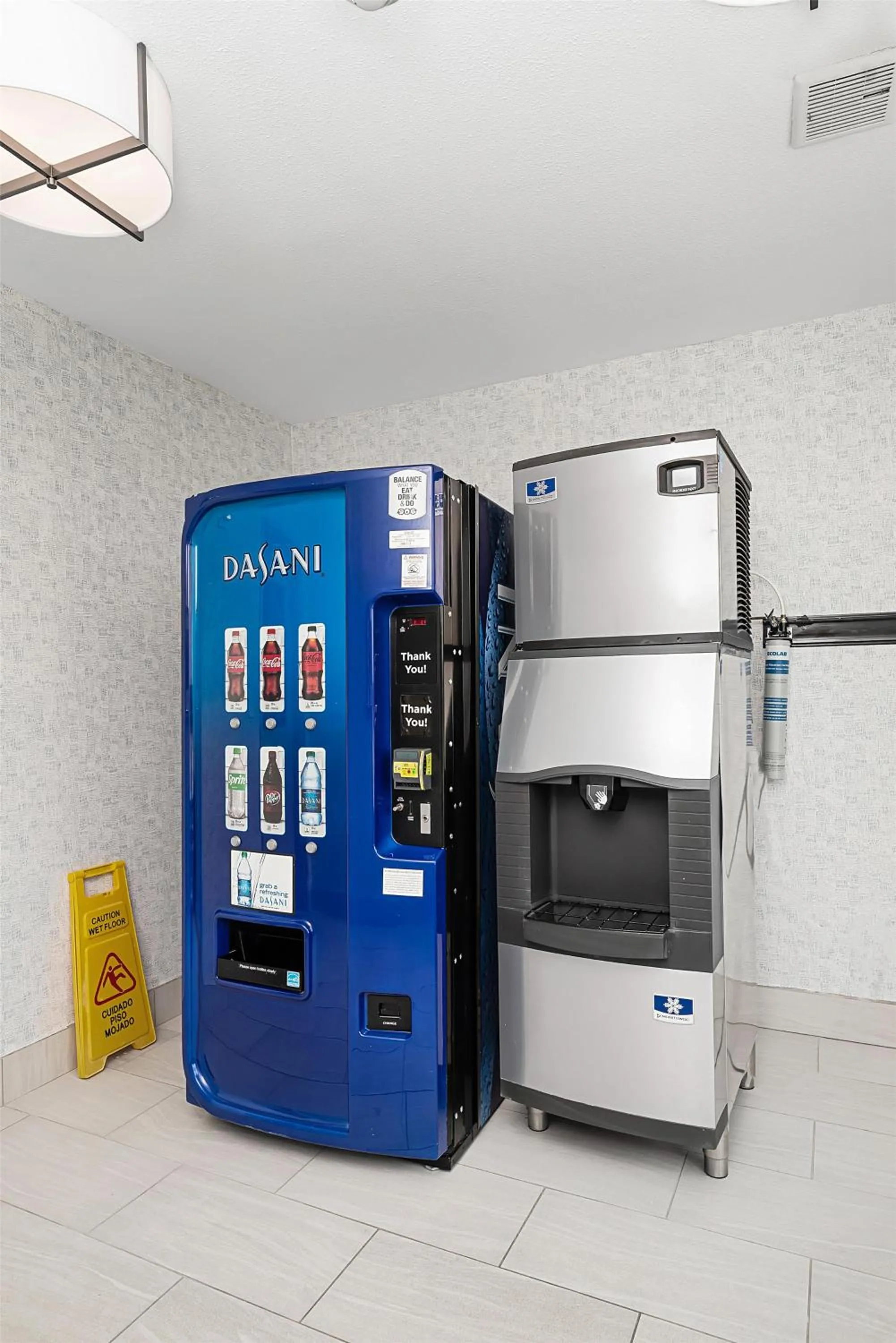 Restaurant/places to eat in Hilton Garden Inn New Braunfels