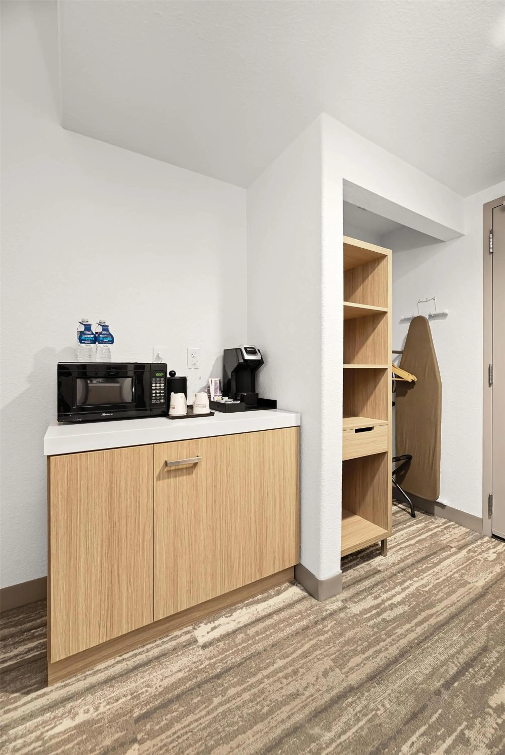 Photo of the whole room in Hilton Garden Inn New Braunfels