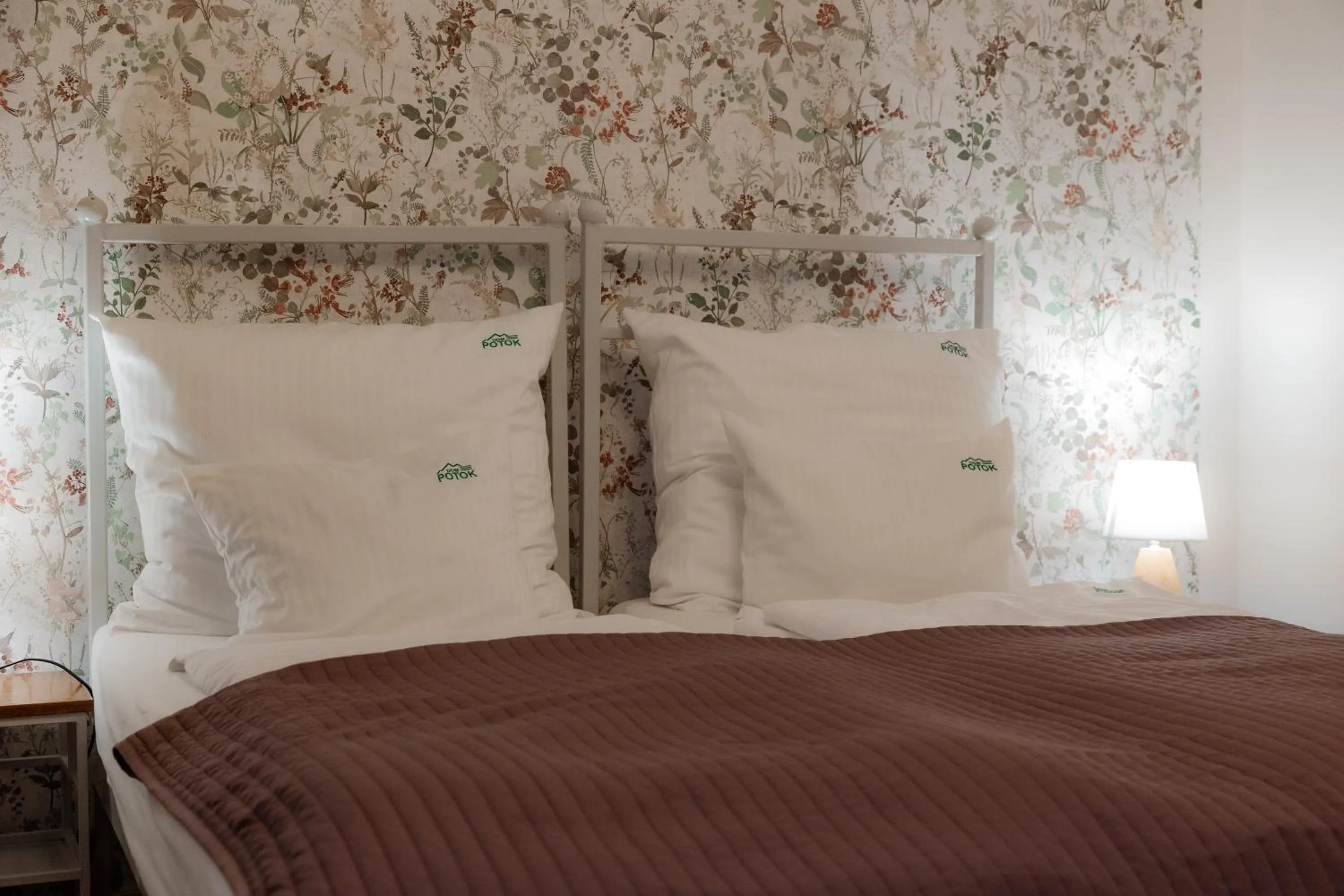 Bedroom, Bed in Dom Potok