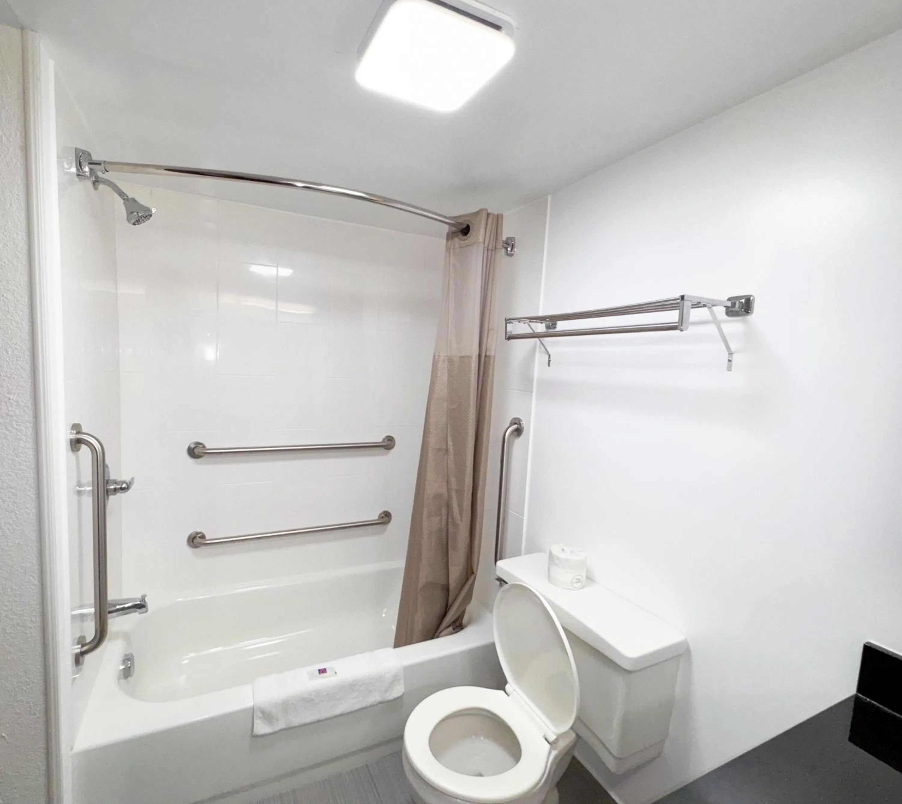 Motel 6-New Stanton, PA