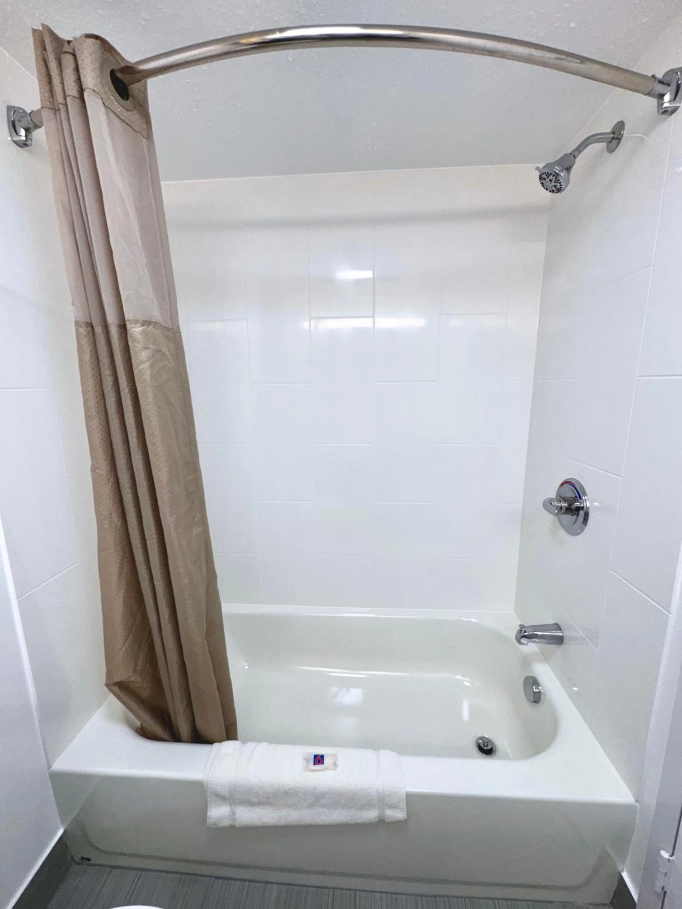 Motel 6-New Stanton, PA