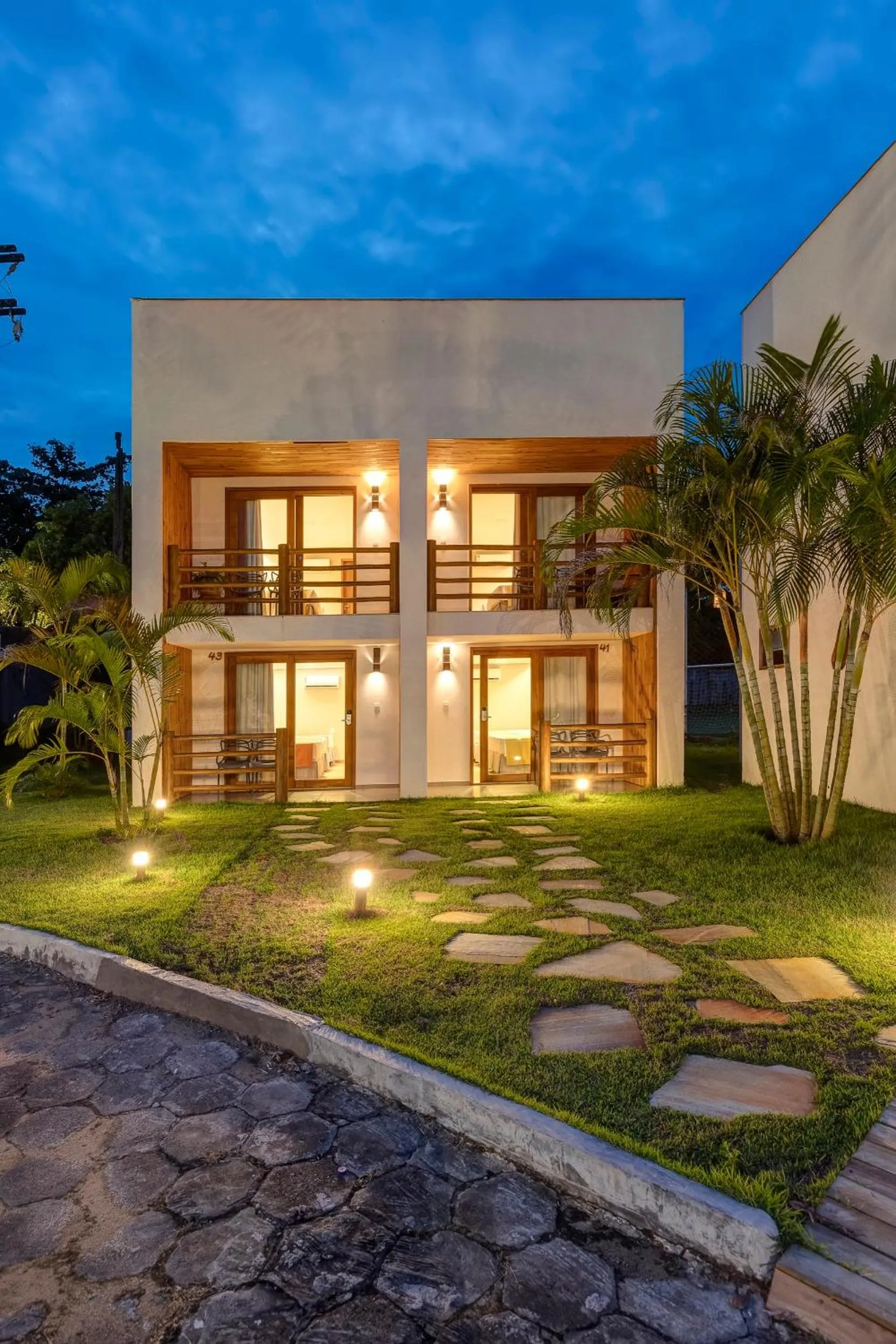 Property building in Resort Tororomba