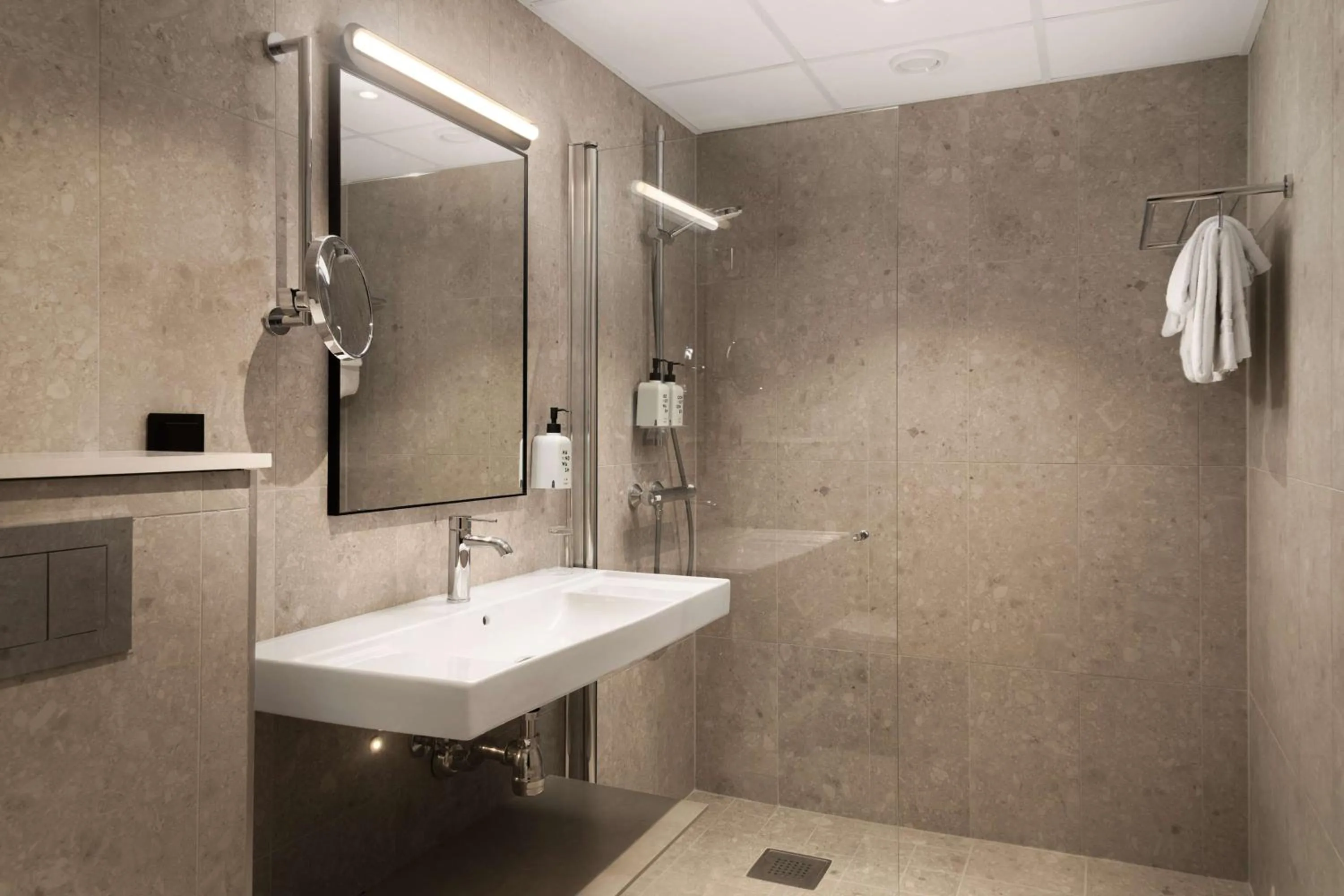 Bedroom in Scandic Neptun