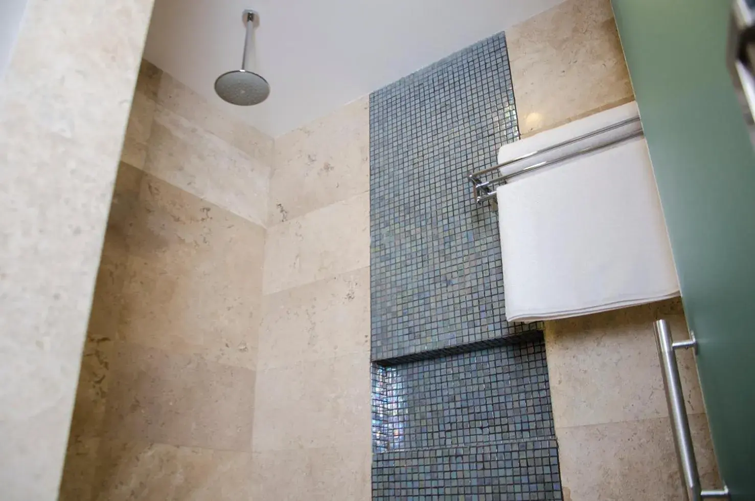 Deluxe Double or Twin Room in Hotel 5 de Mayo Deluxe Double or Twin Room in Hotel 5 de Mayo