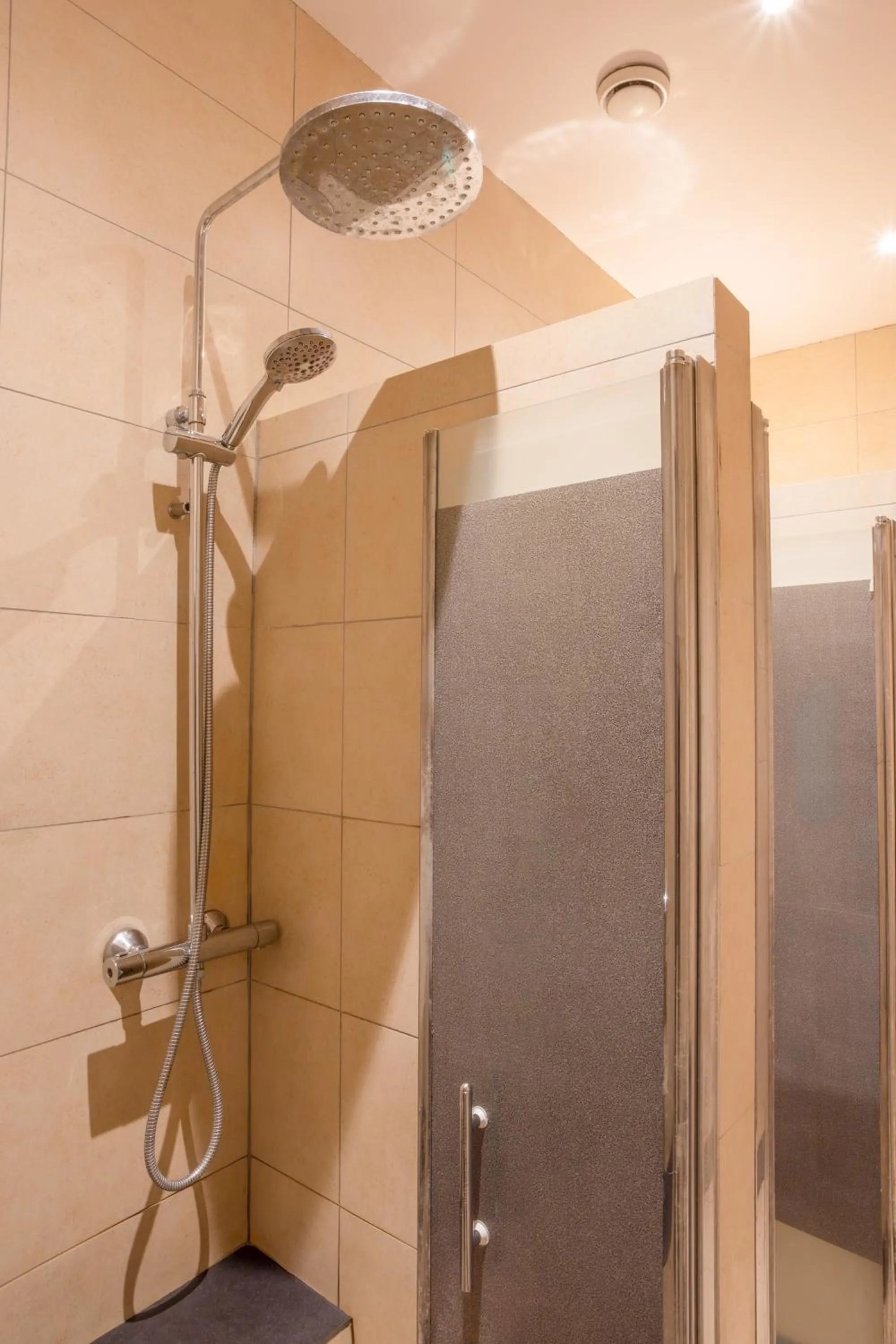 Shower in Villa Saint Exupery Beach Hostel