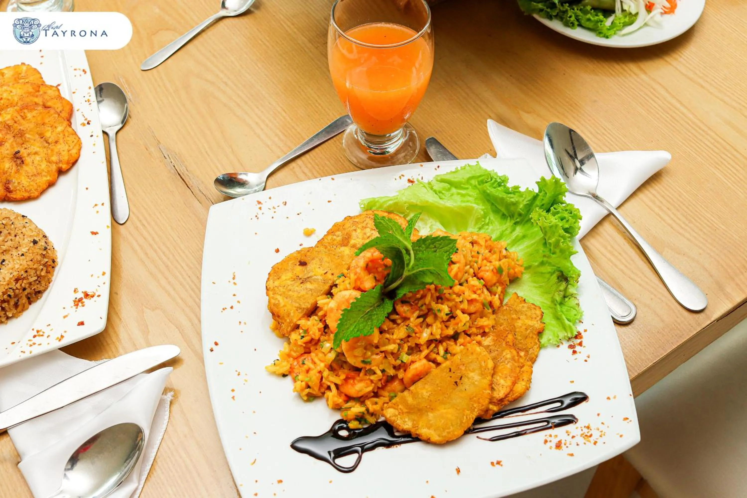 Restaurant/places to eat in Hotel Tayrona del Mar