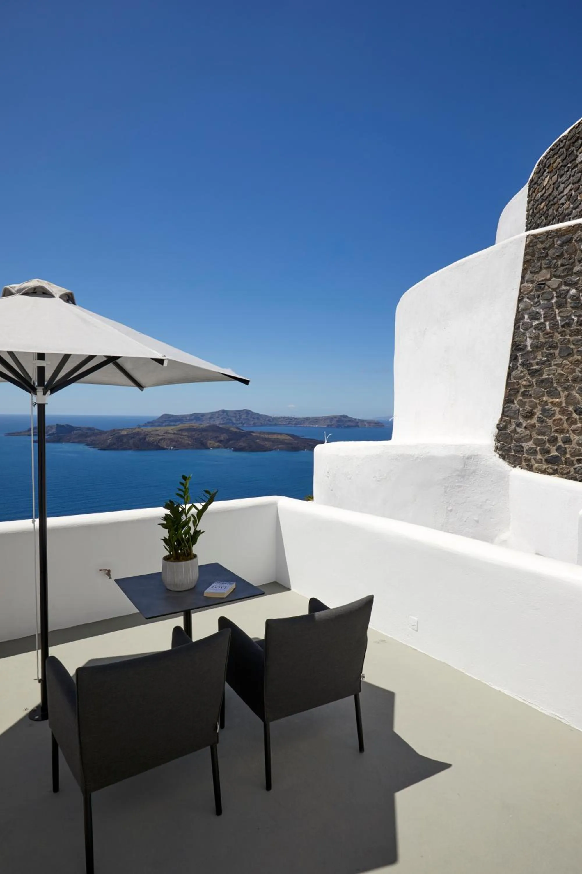 Patio in Petit Palace Suites