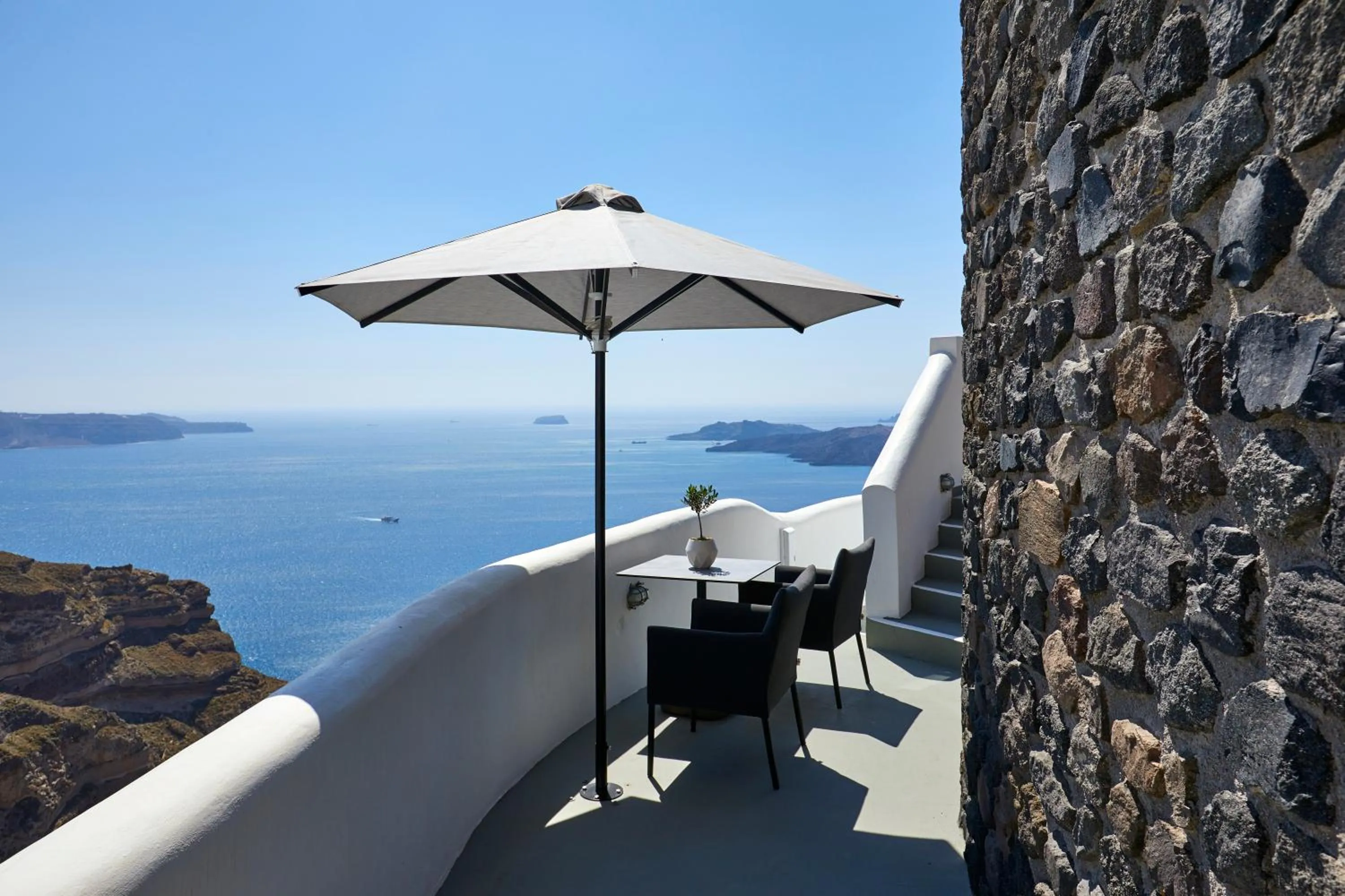 Time of day in Petit Palace Suites