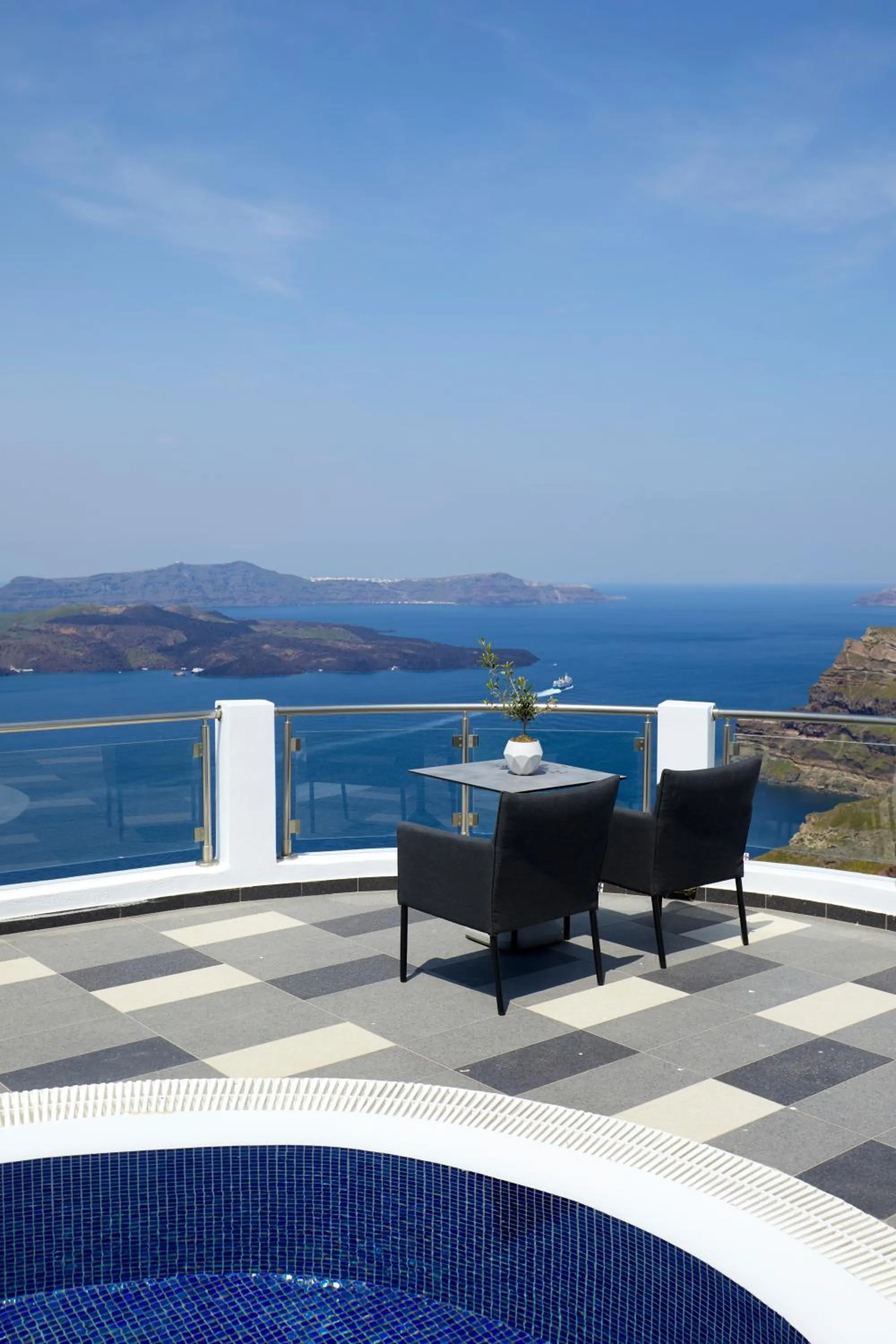 Patio in Petit Palace Suites