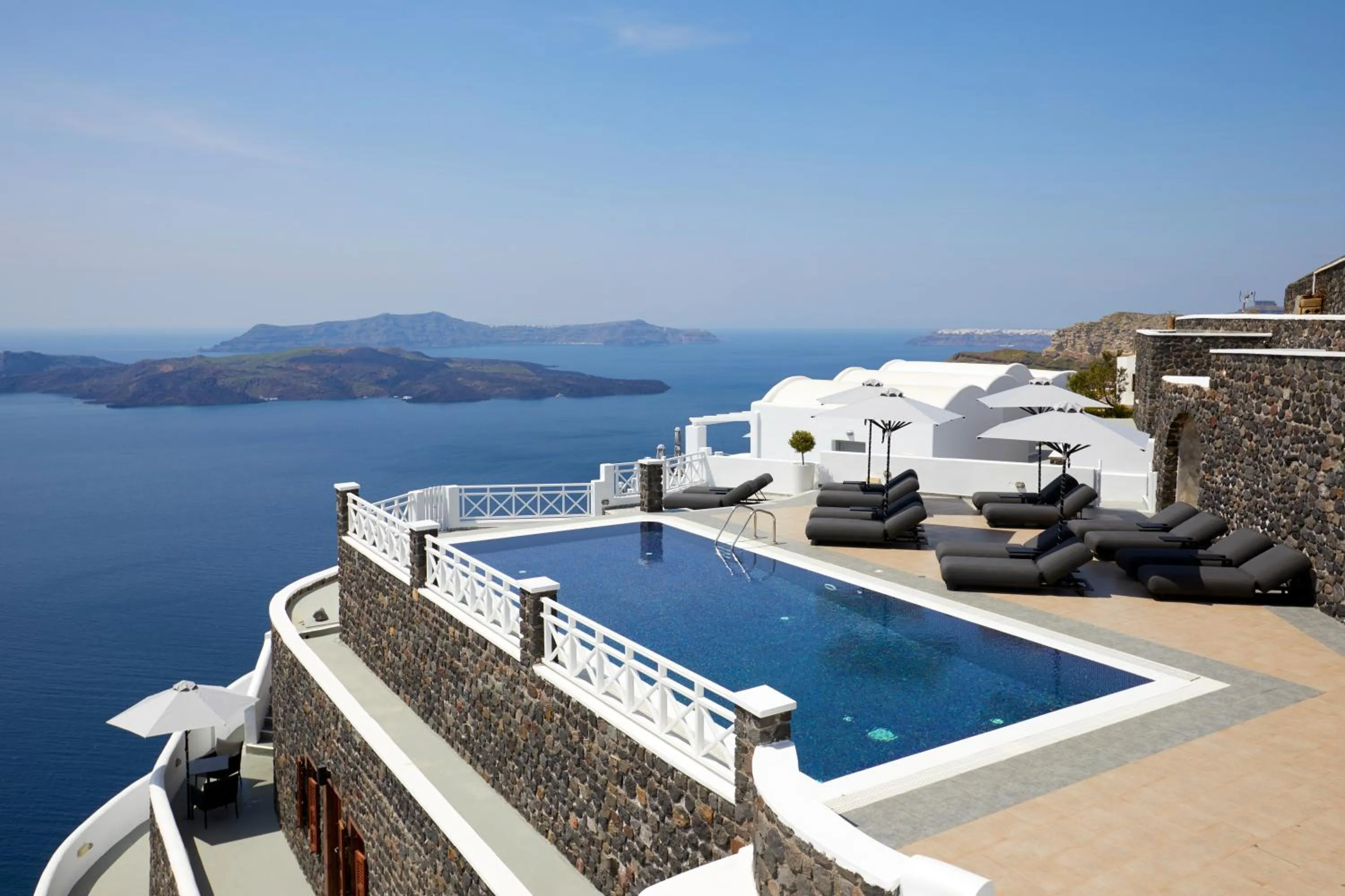 Sea view in Petit Palace Suites