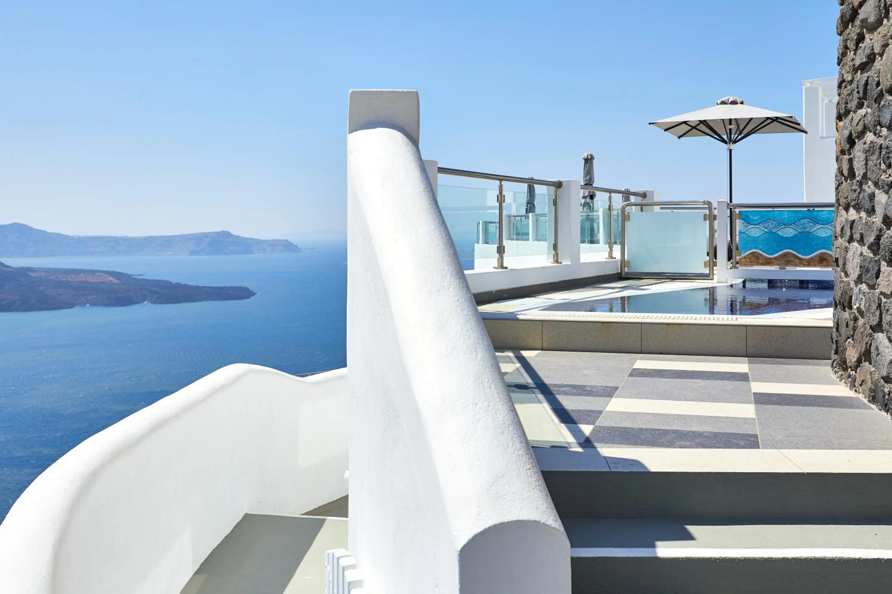 Time of day in Petit Palace Suites