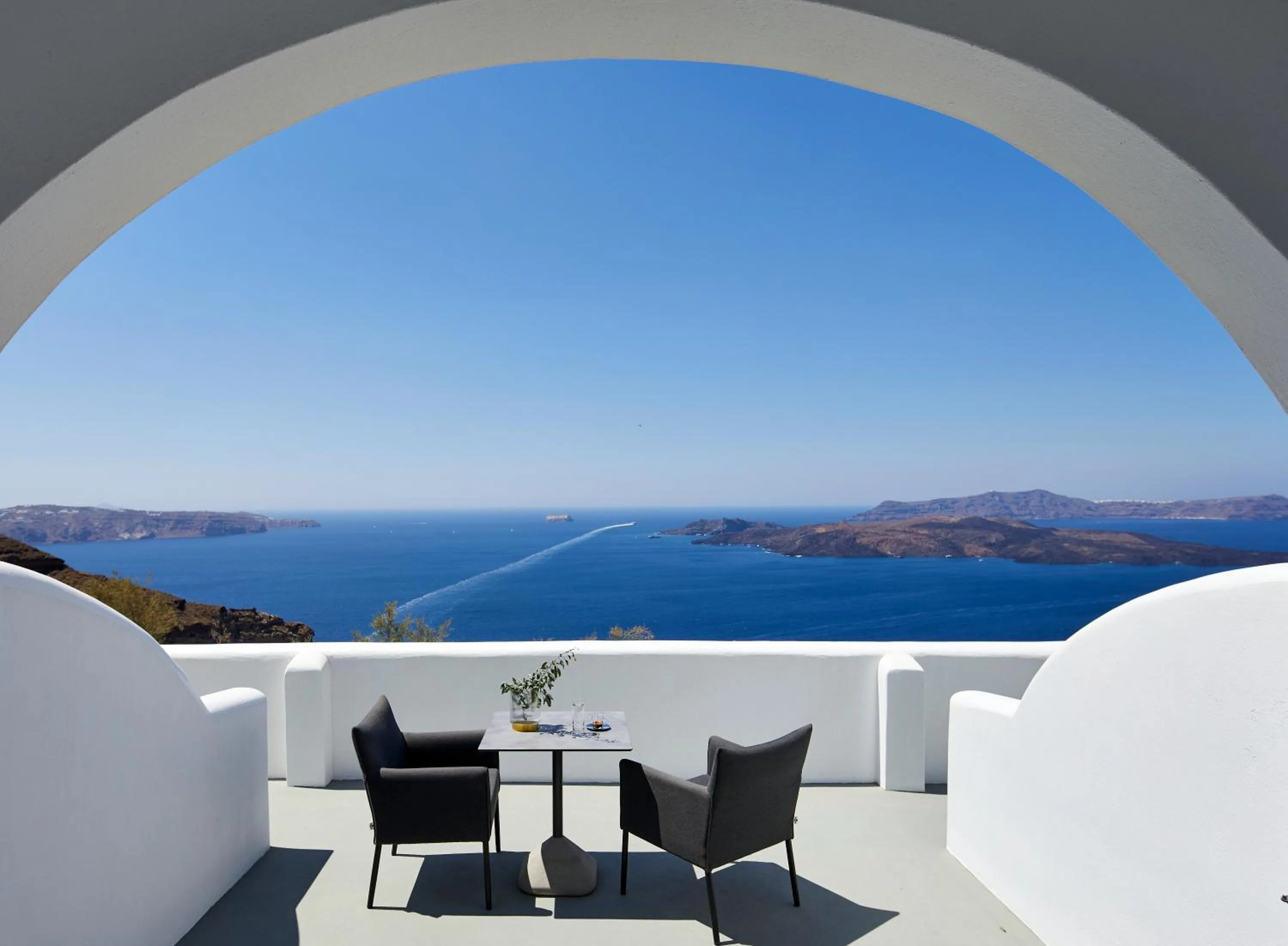 Sea view in Petit Palace Suites