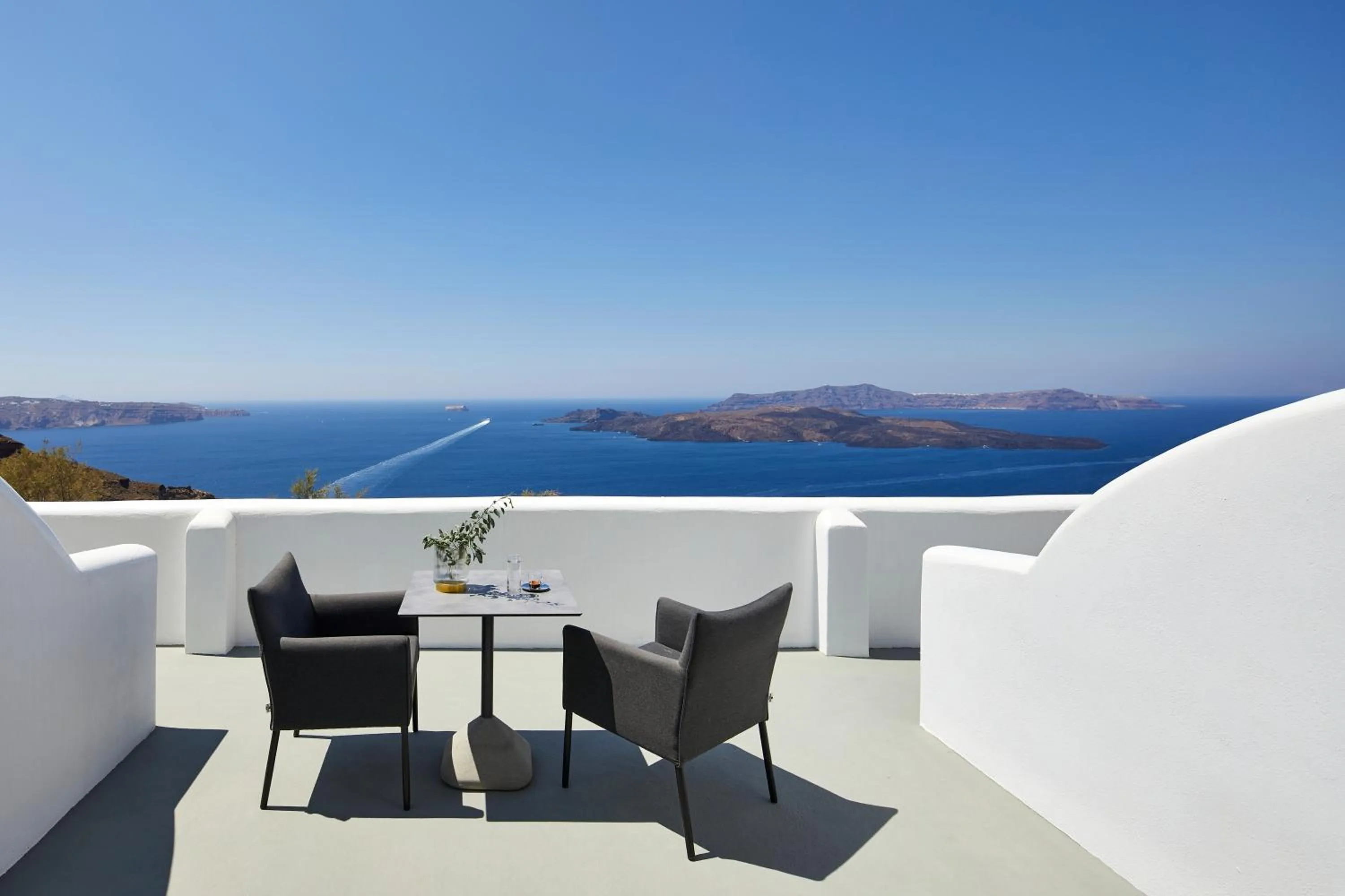 Sea view in Petit Palace Suites