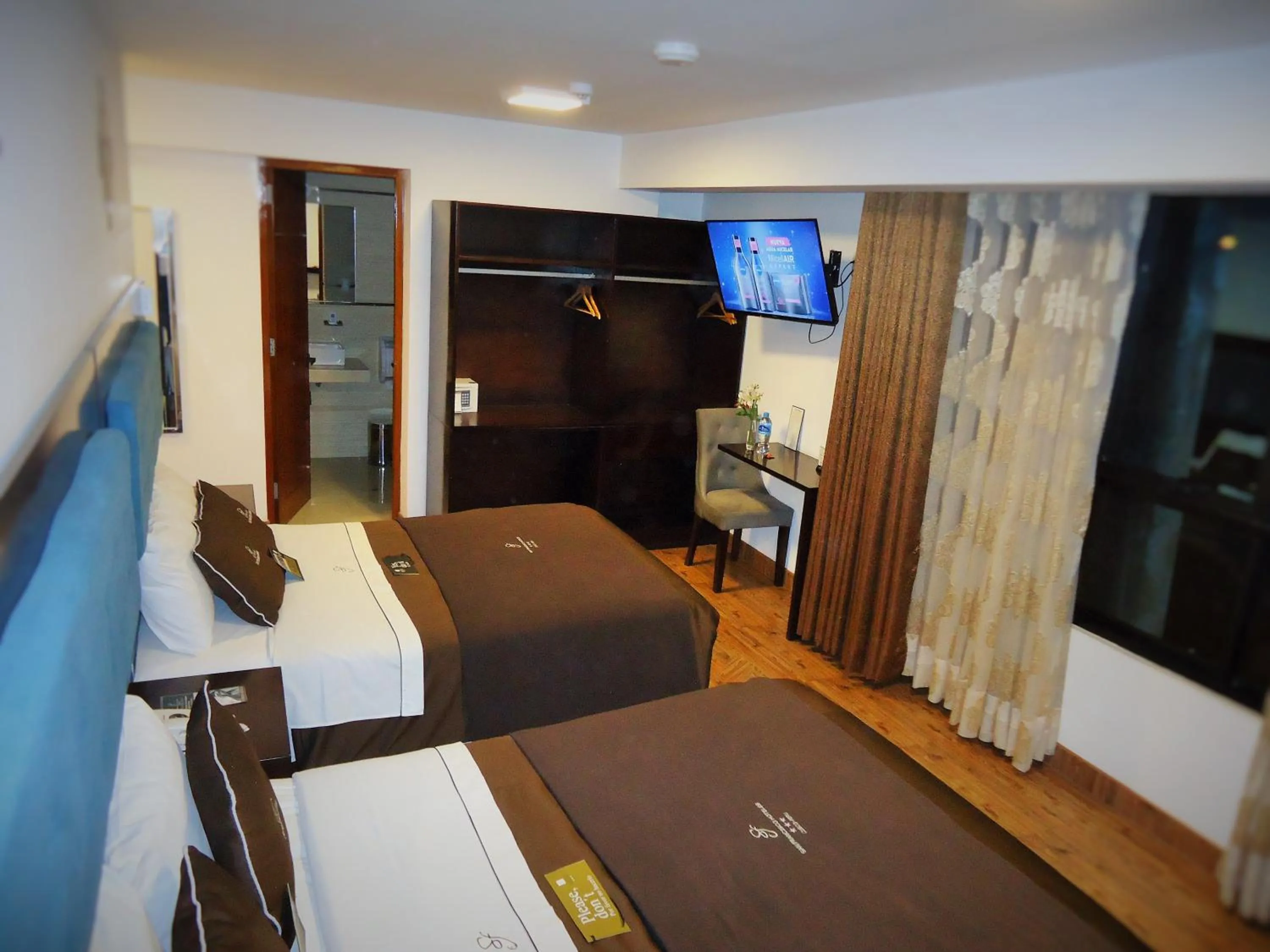 Photo of the whole room, Bed in San Francisco Cusco Hotel