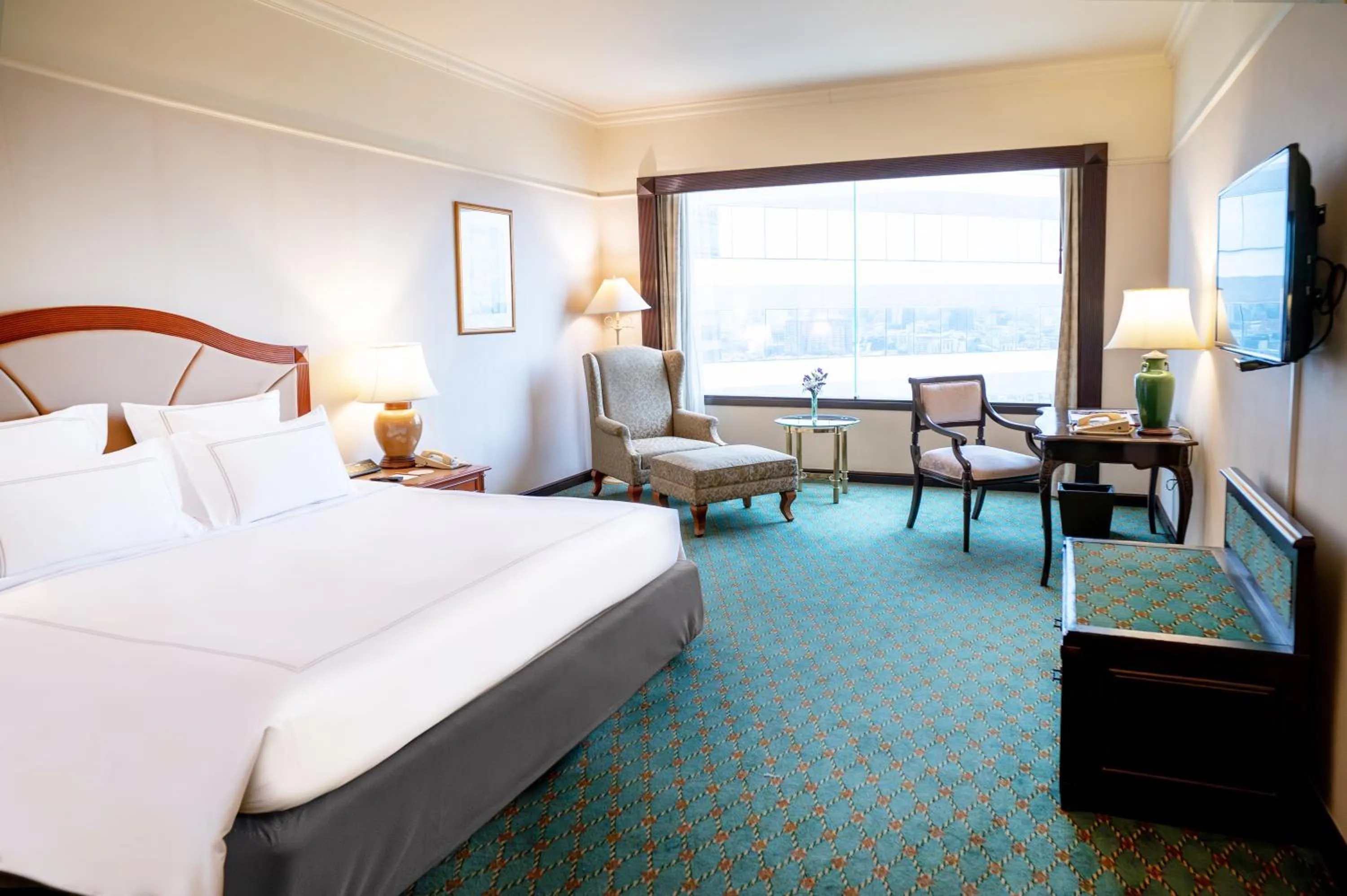 Bedroom, Bed in Swissotel Bangkok Ratchada