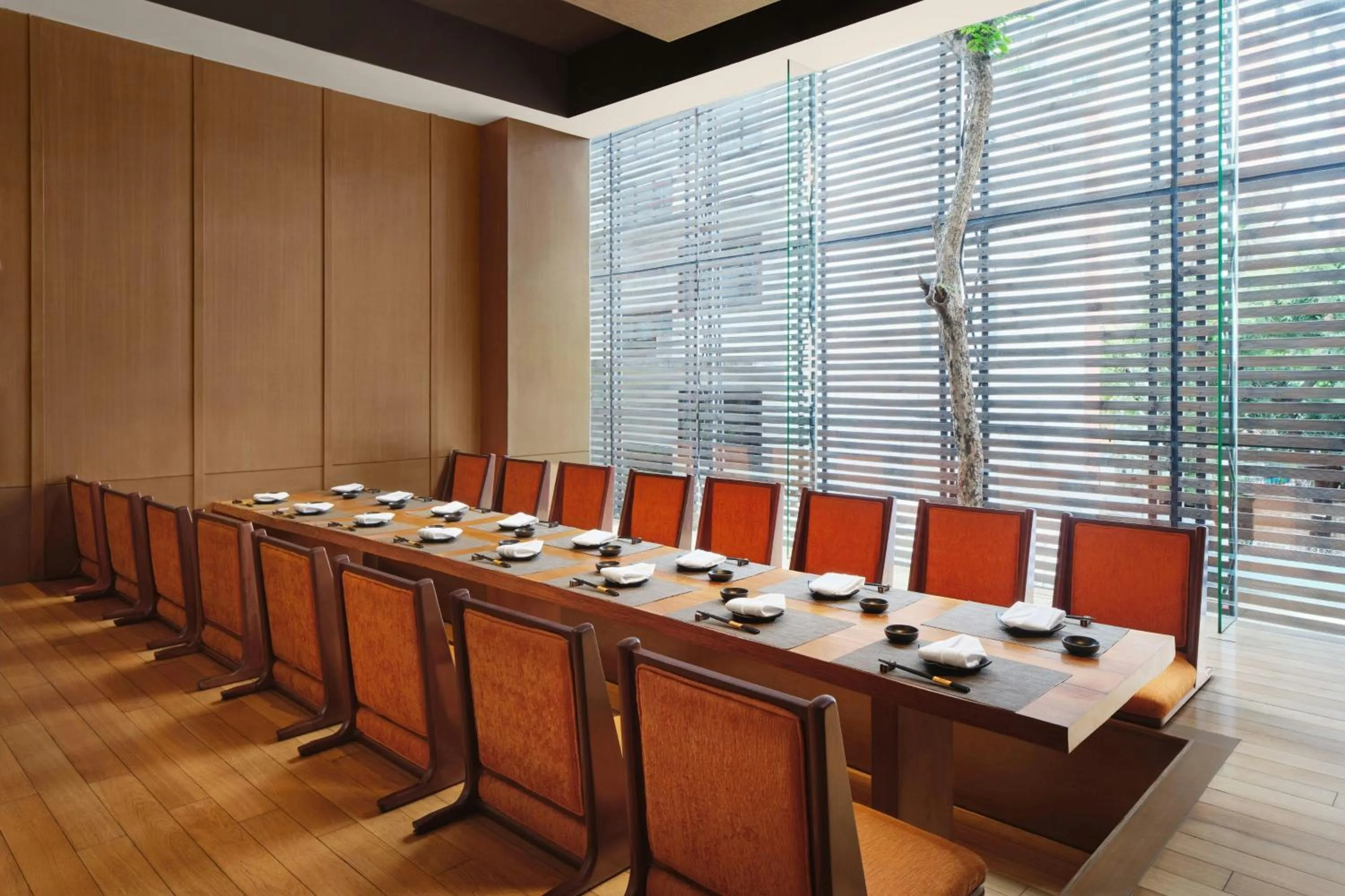 Restaurant/places to eat in Jubilee Prestige Hotel Ratchadapisek