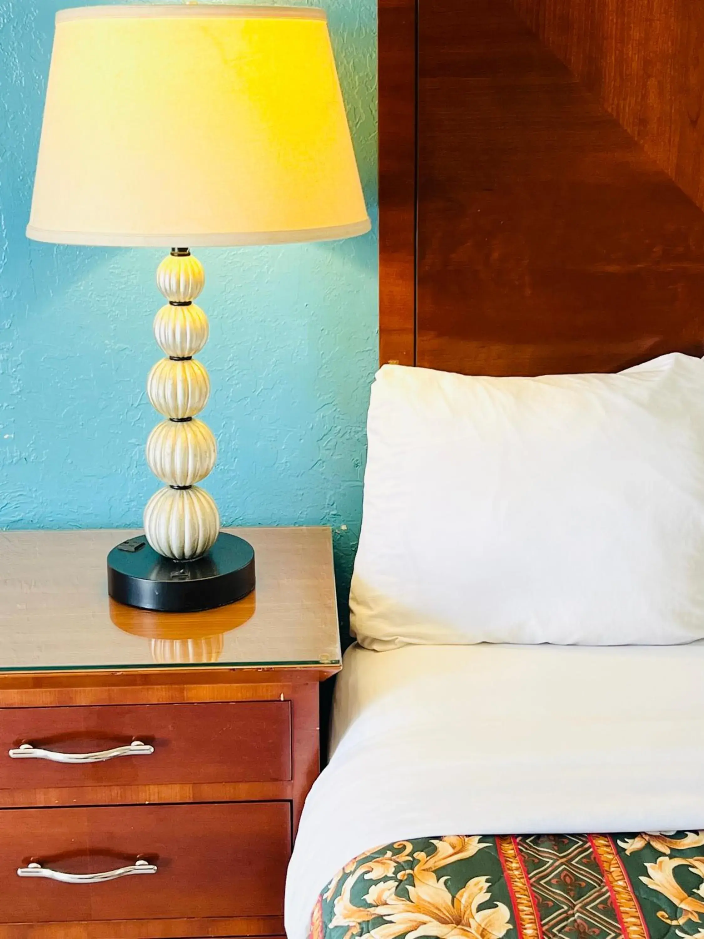 Single Room with Kitchenette in Relax Inn Lawton Single Room with Kitchenette in Relax Inn Lawton