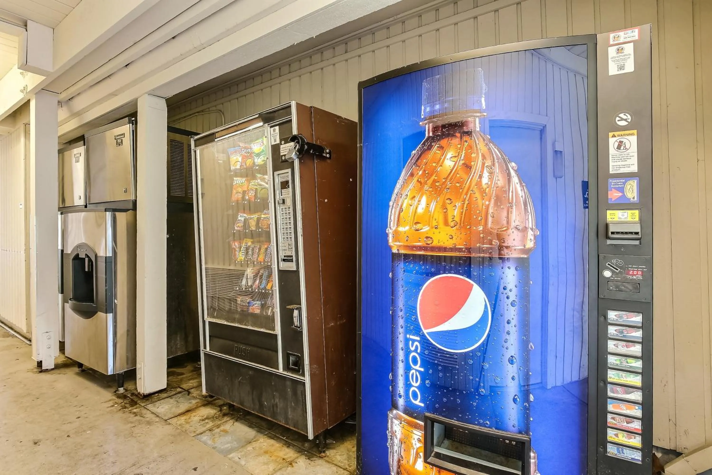 Other in Motel 6-Oakland, CA - Embarcadero