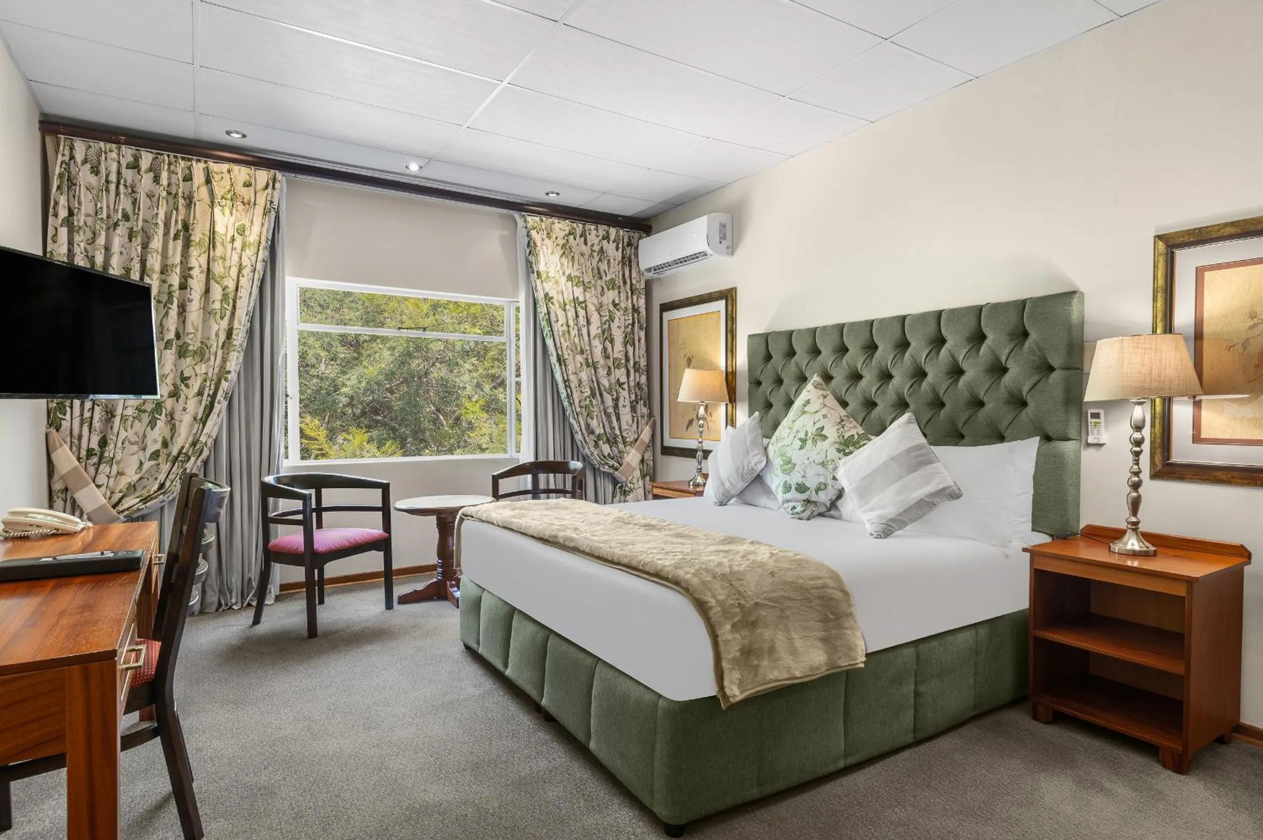 Bed in Park Hotel Mokopane