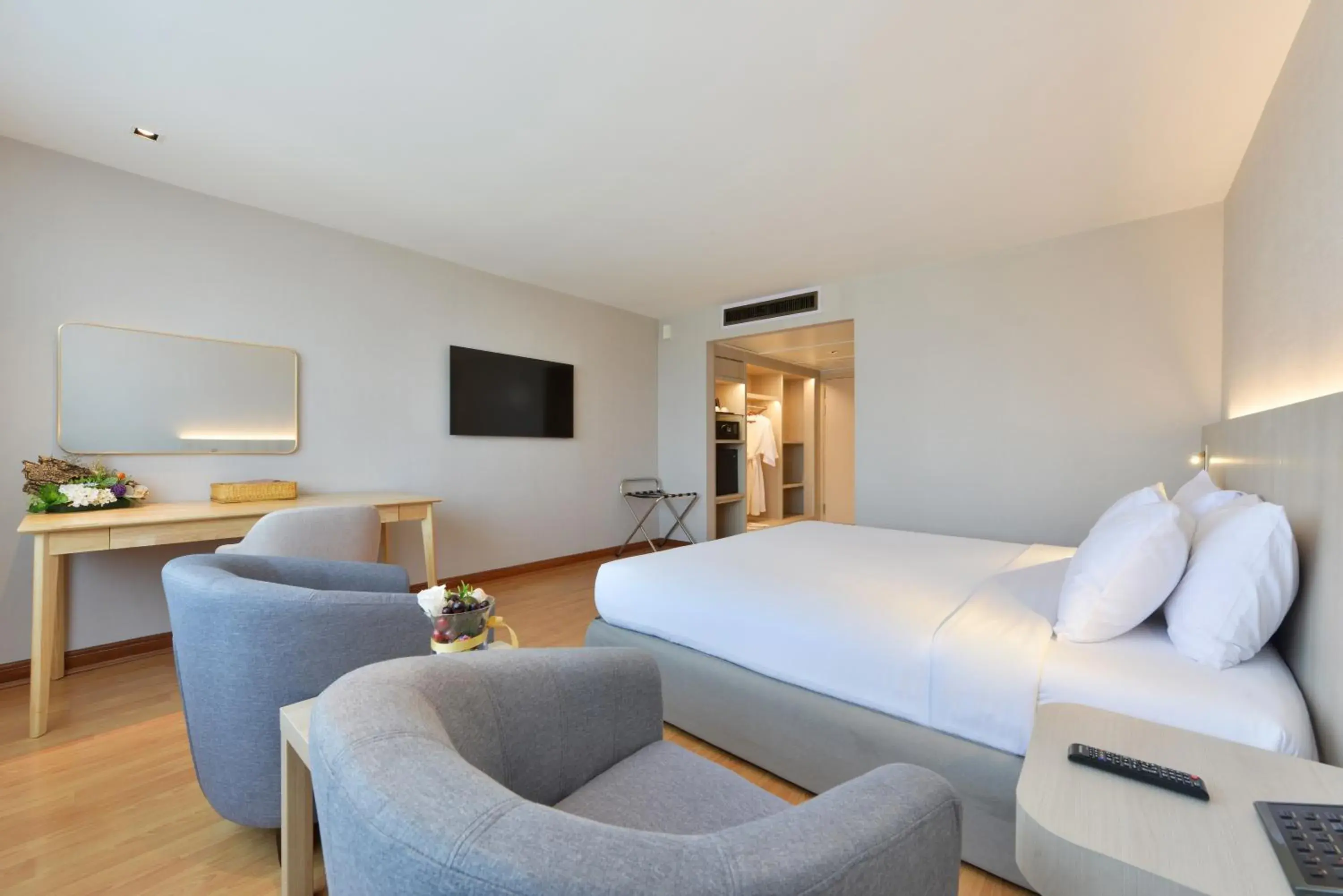 Superior Plus in Twin Towers Hotel Superior Plus in Twin Towers Hotel