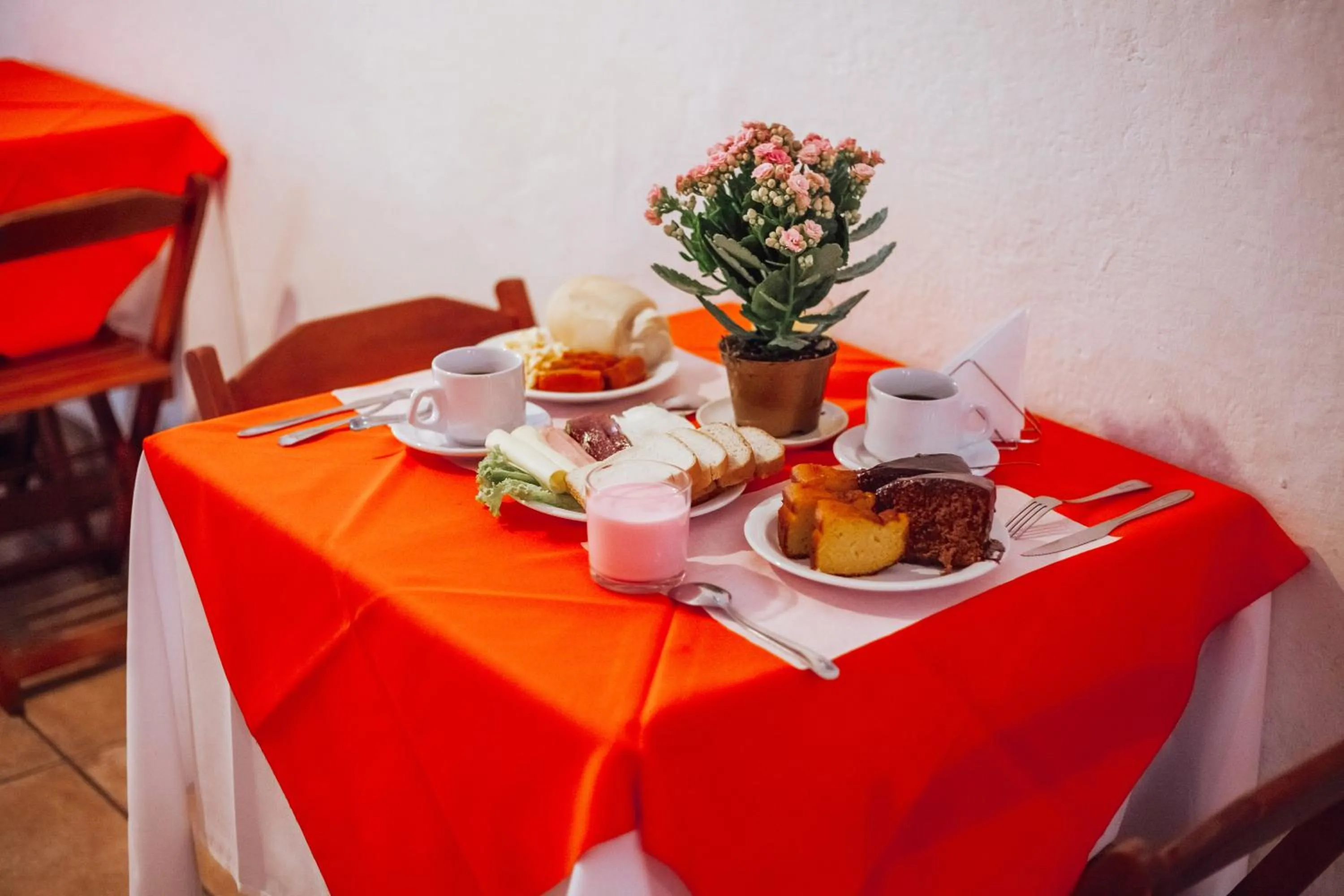 Breakfast in Pousada Chale Suísso