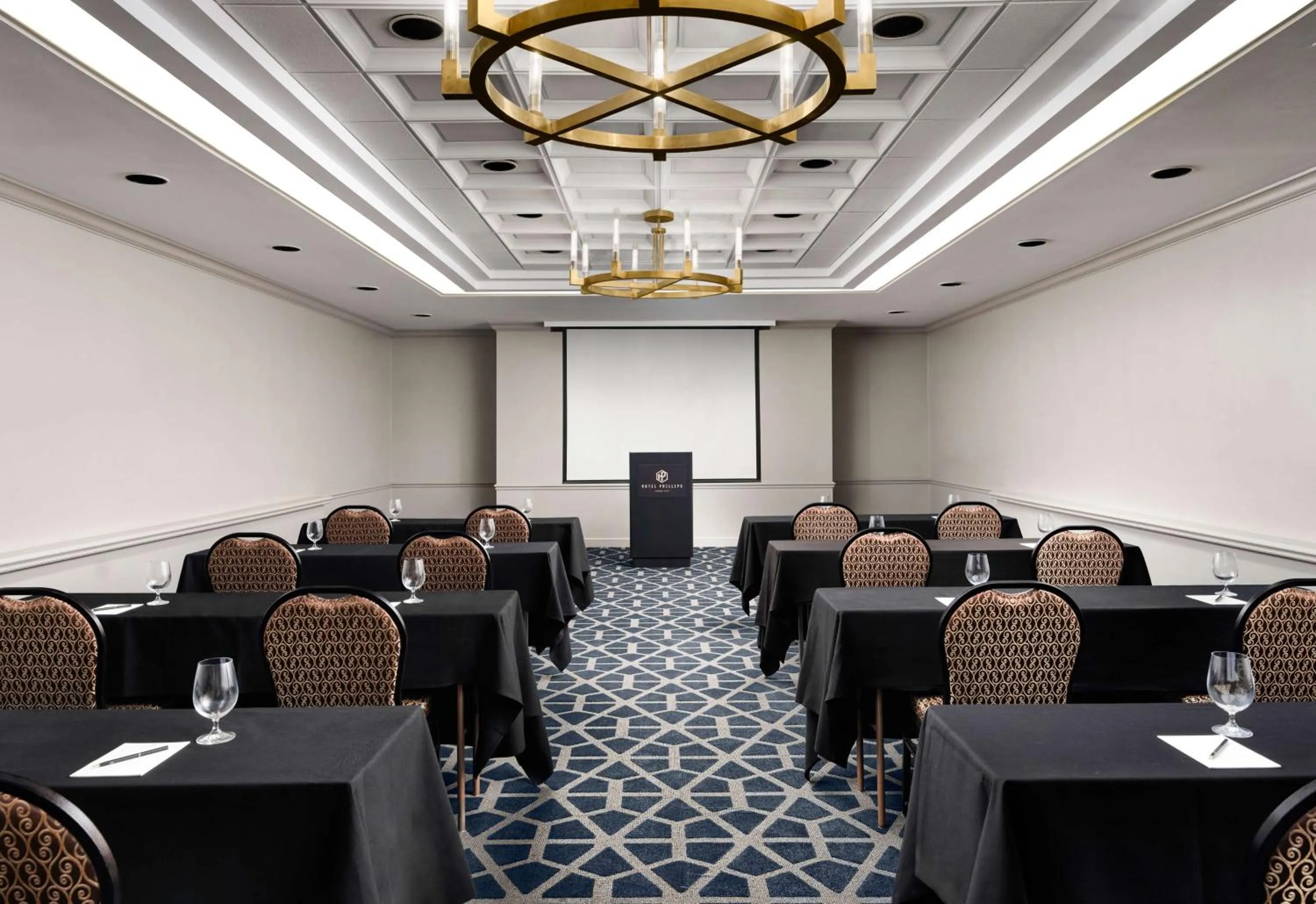 Meeting/conference room in Hotel Phillips Kansas City, Curio Collection By Hilton