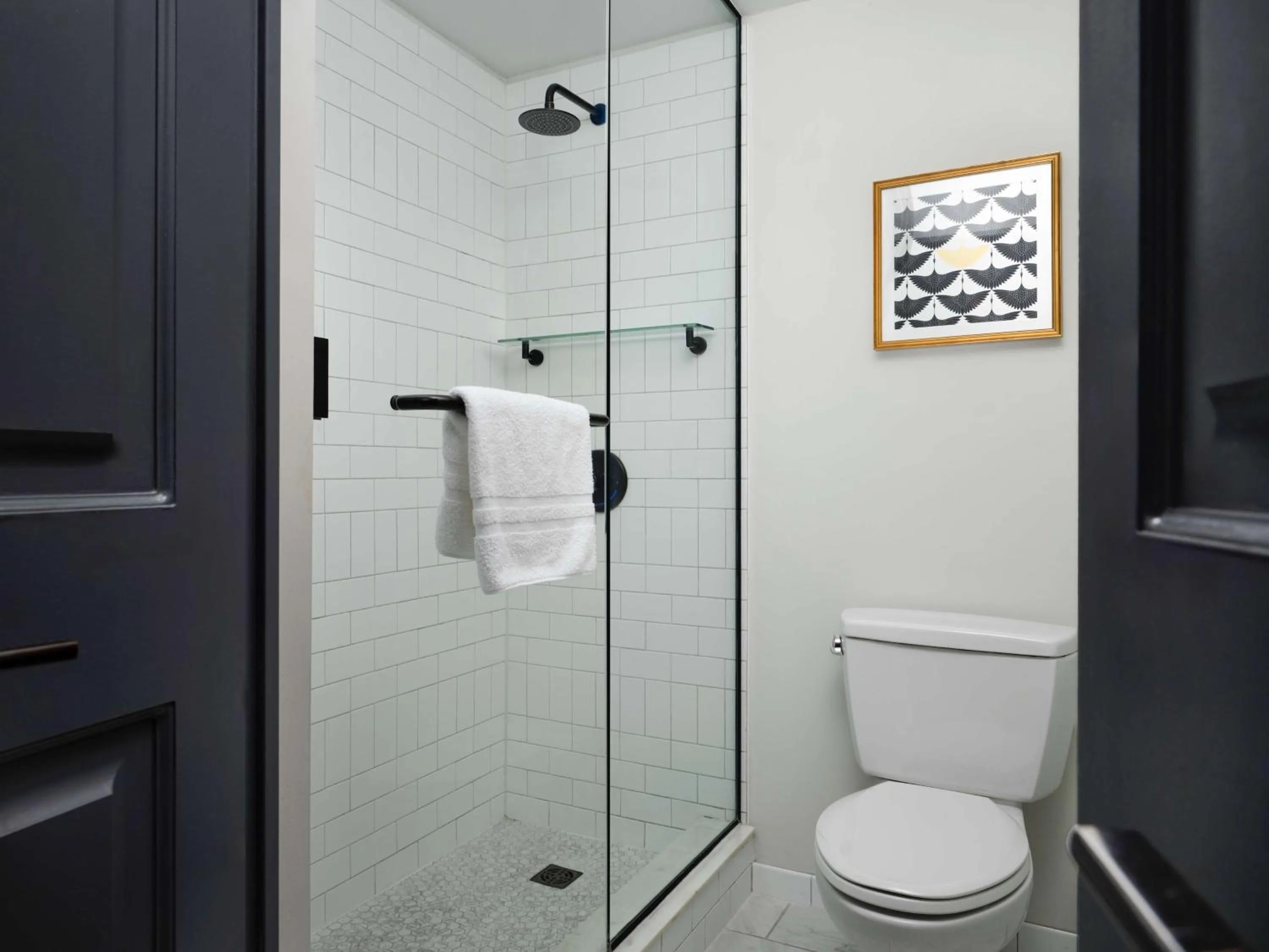 Bathroom in Hotel Phillips Kansas City, Curio Collection By Hilton