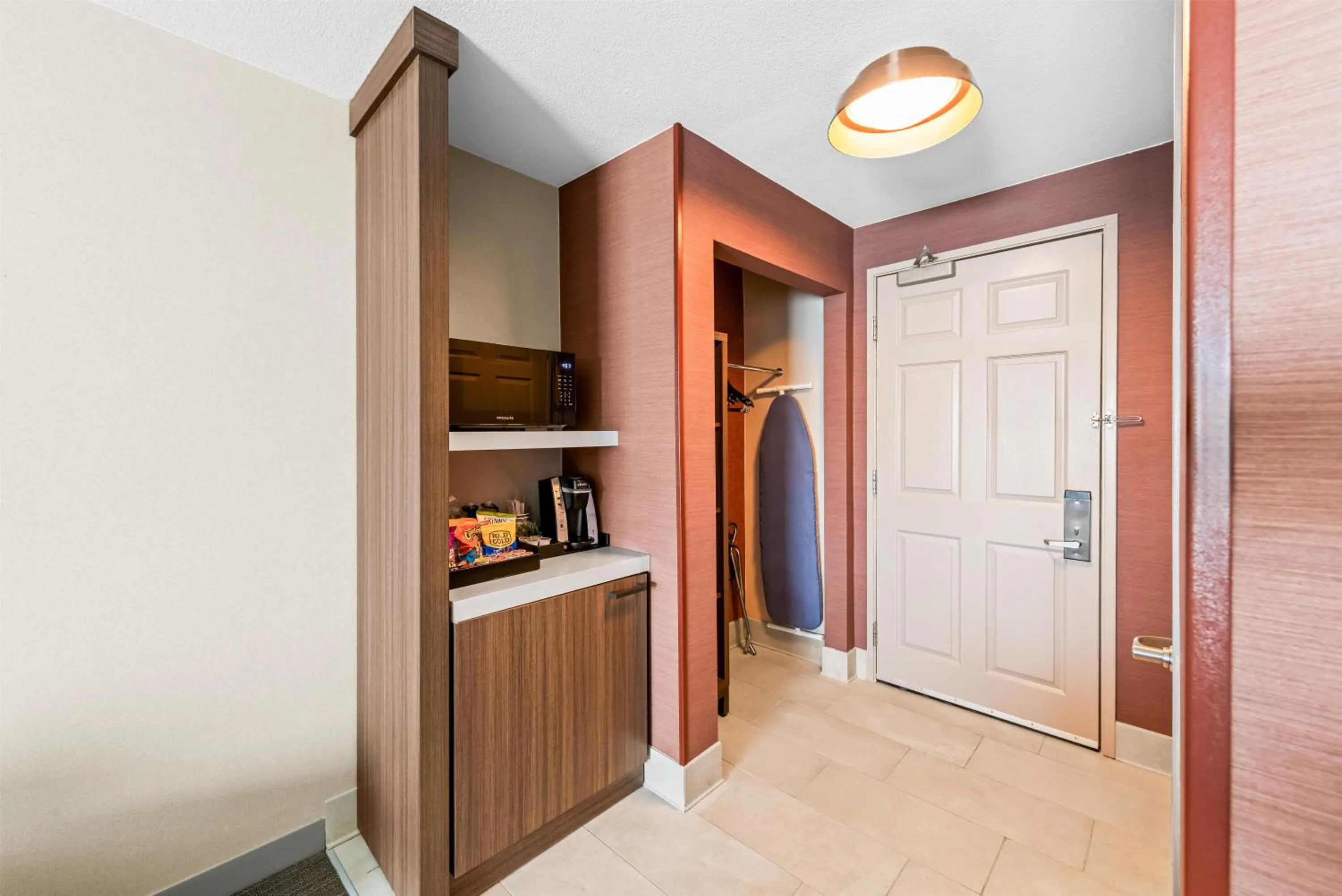 Photo of the whole room in Hilton Garden Inn Overland Park