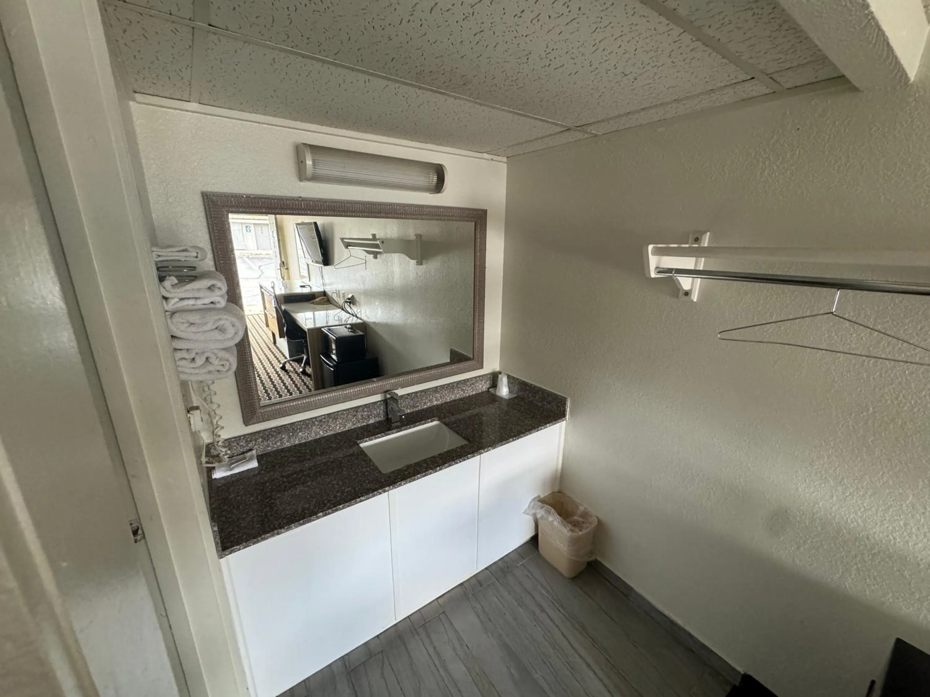 Rodeway Inn Sharonville - Cincinnati North